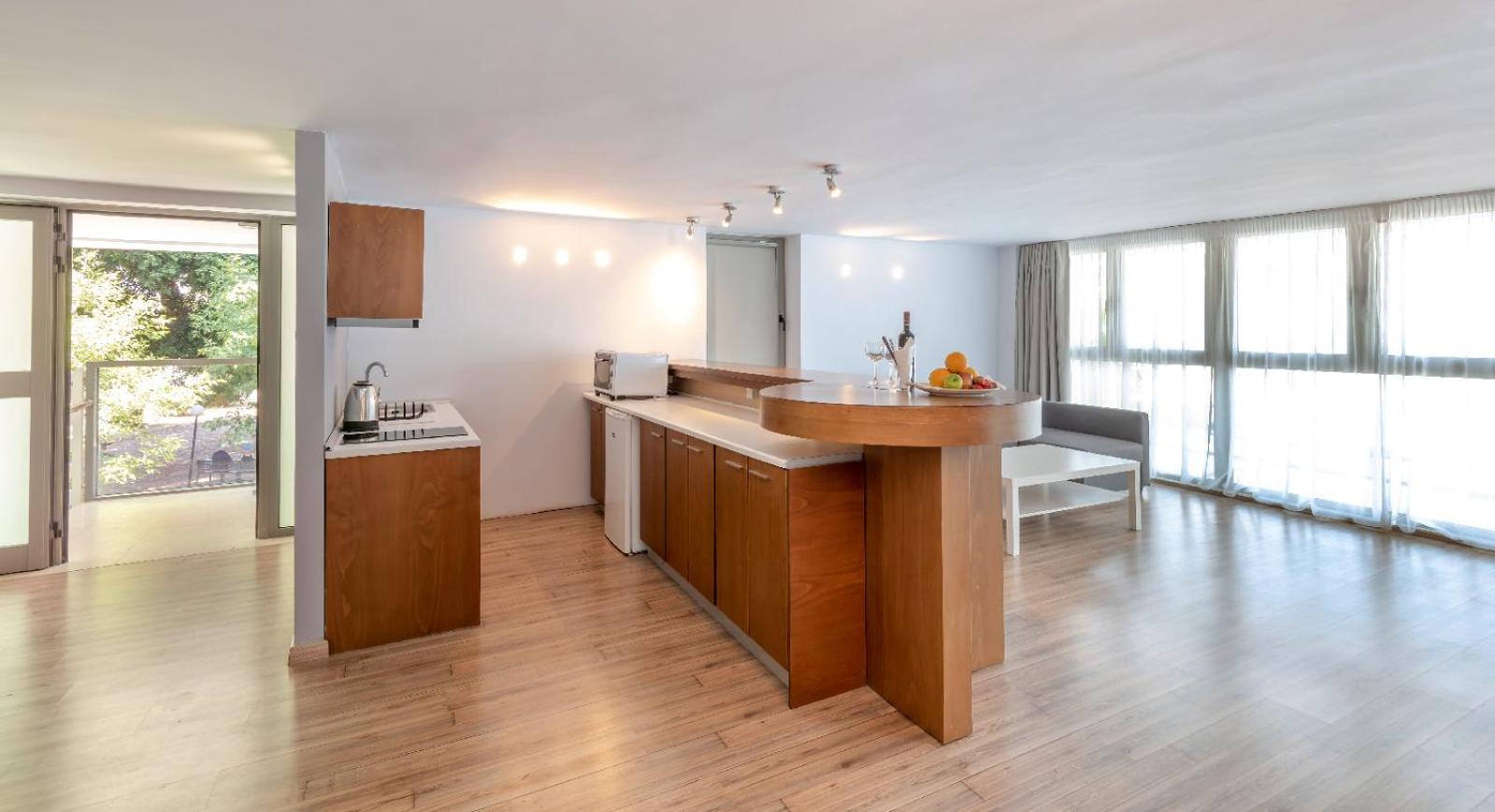 Triton Boutique Hotel - Photo 82