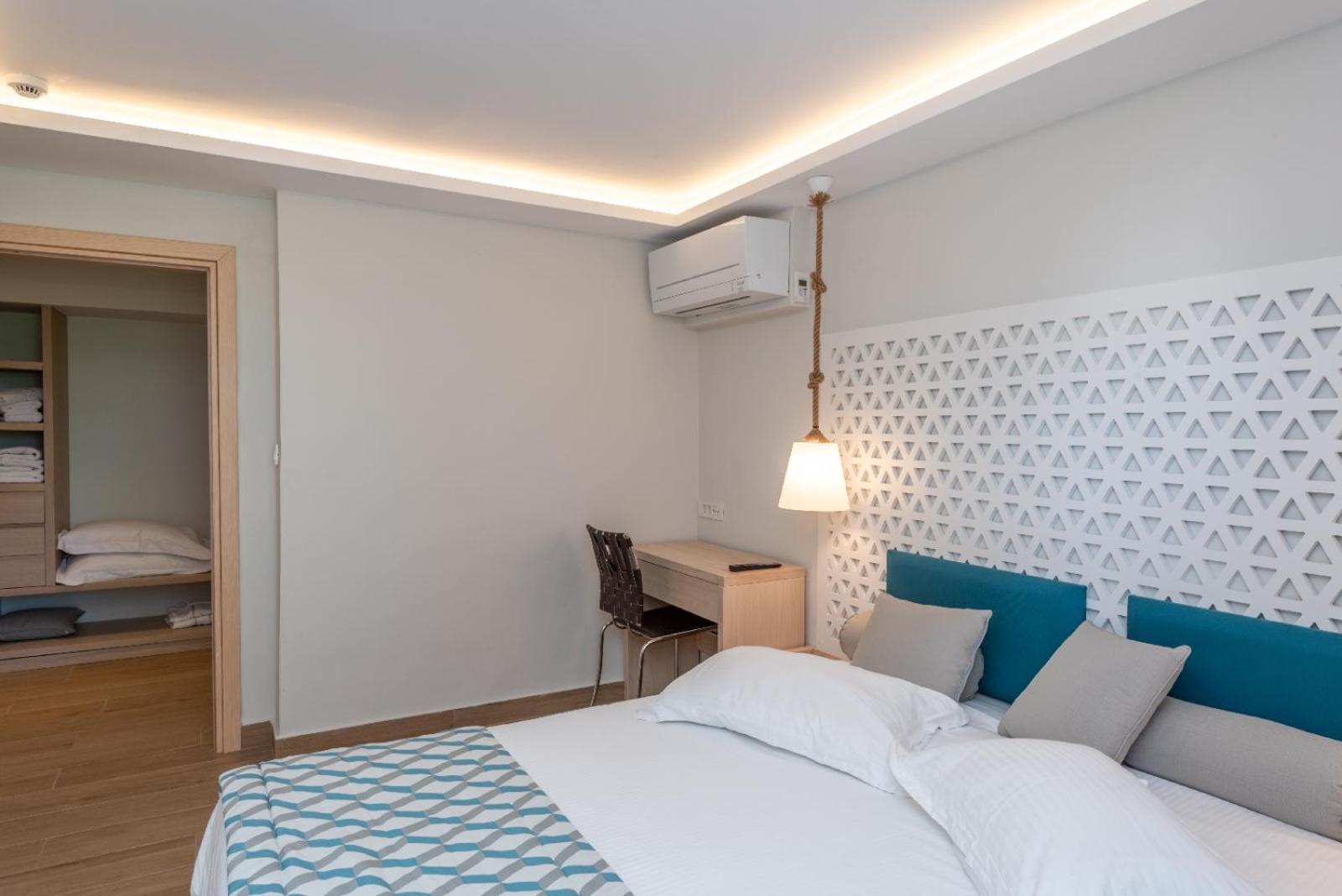 Triton Boutique Hotel - Photo 55