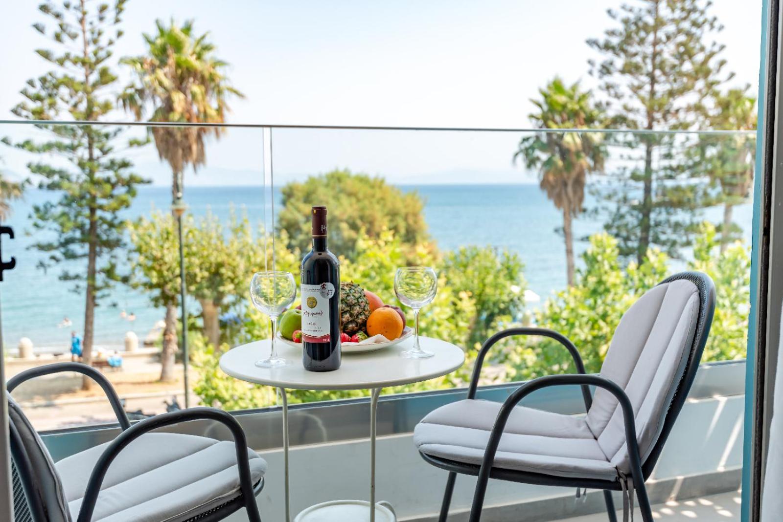 Triton Boutique Hotel - Photo 60