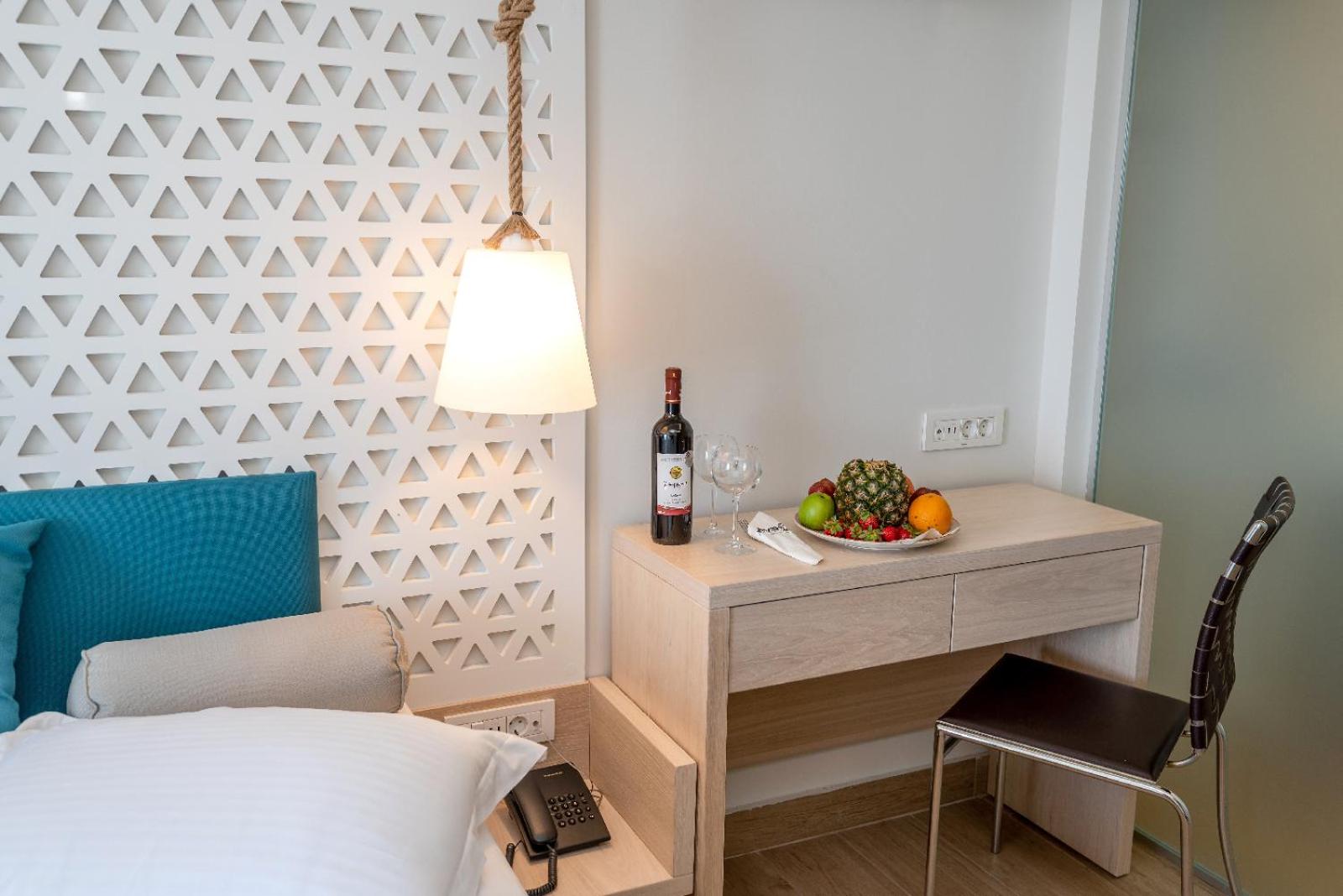 Triton Boutique Hotel - Photo 62