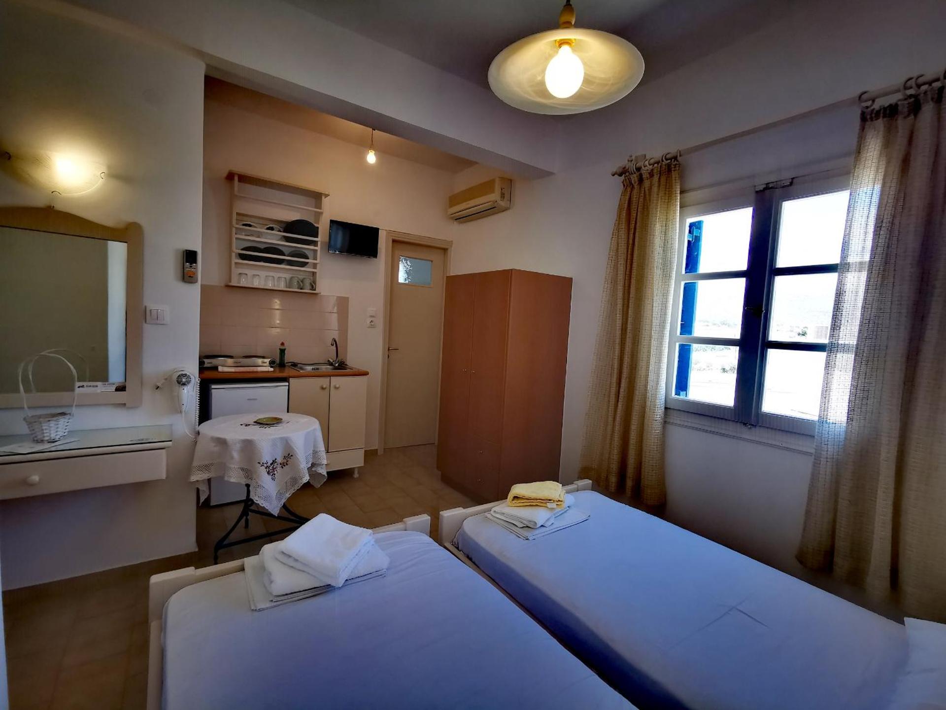 Oasis Studios Logaras - Photo 18