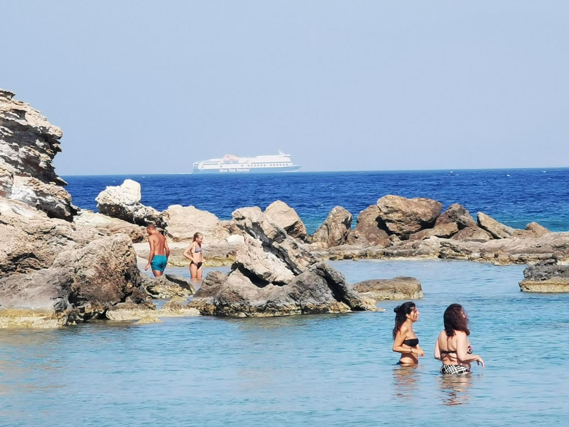 Oasis Studios Logaras - Photo 23