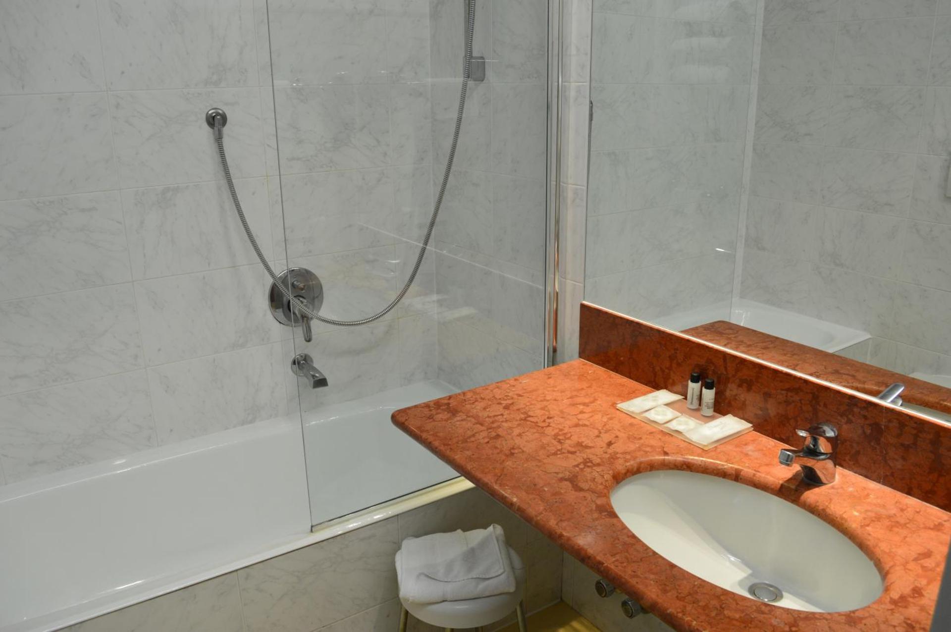 Art Hotel Boston - Photo 68