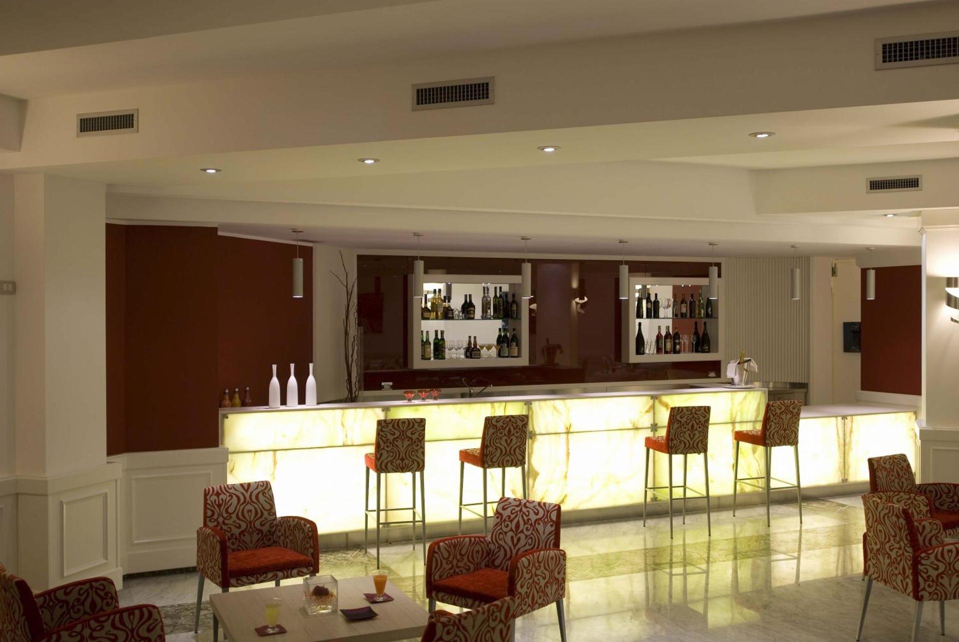 JR Hotels Oriente Bari - Photo 14