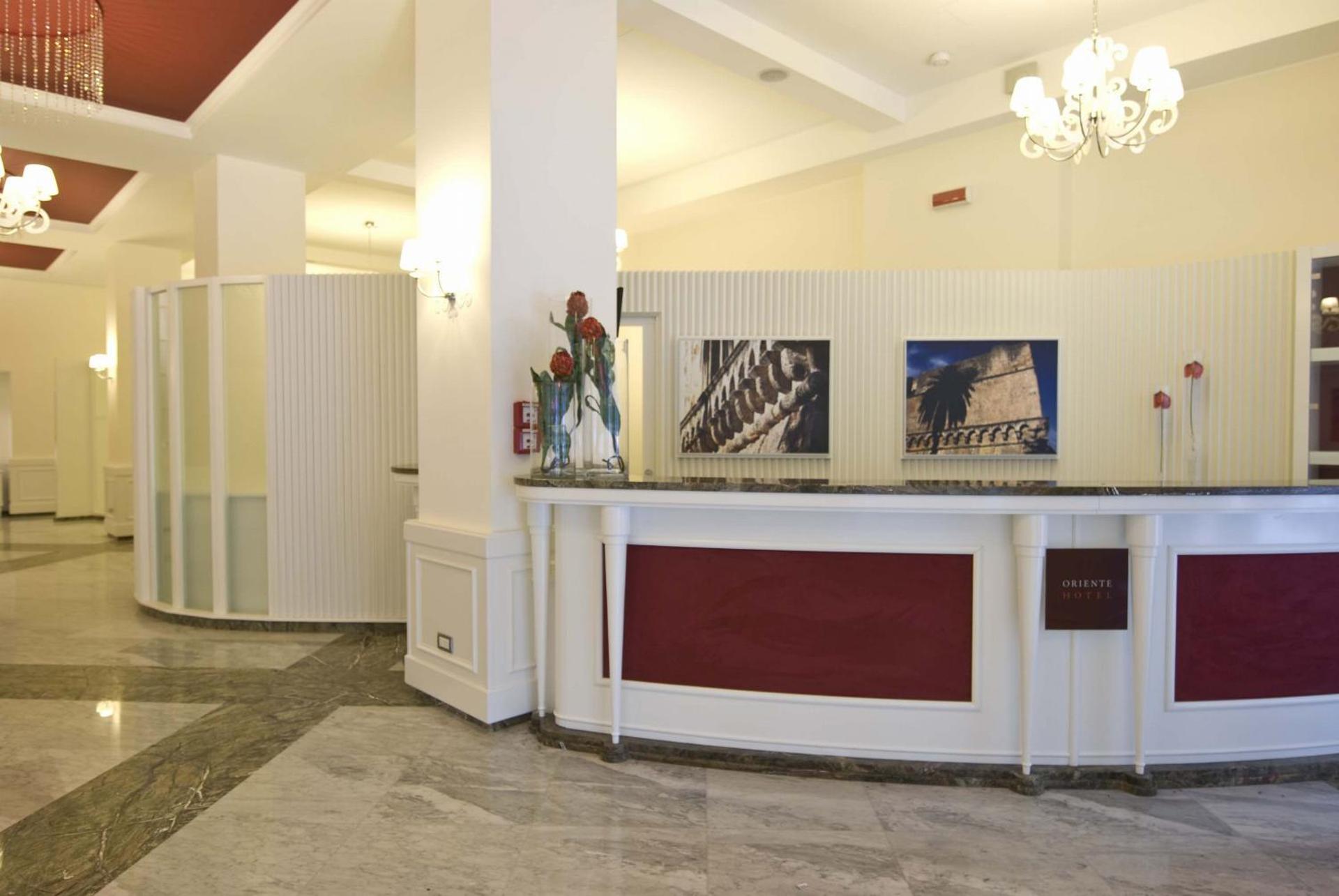 JR Hotels Oriente Bari - Photo 10