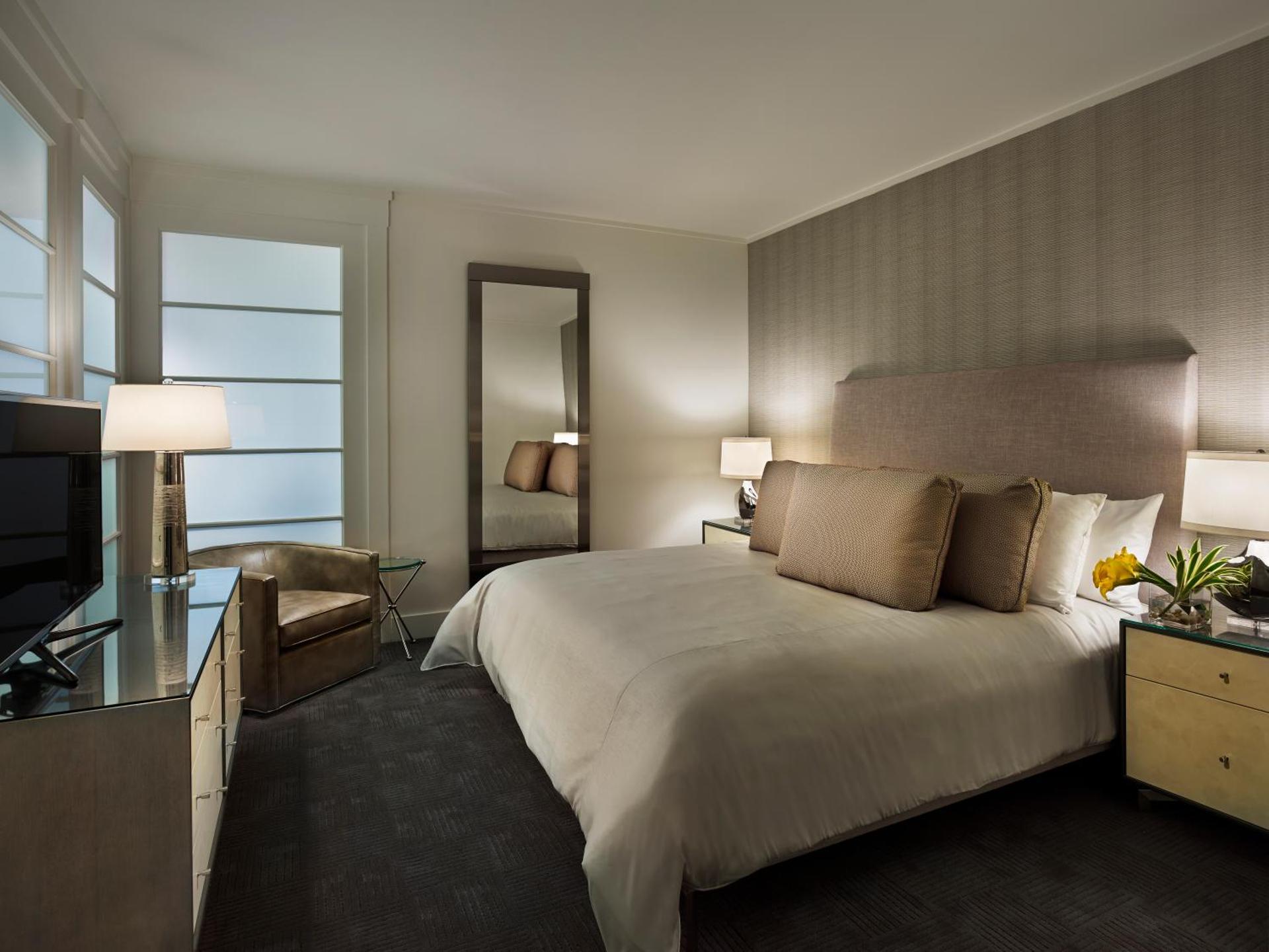 AKA White House - Photo 26