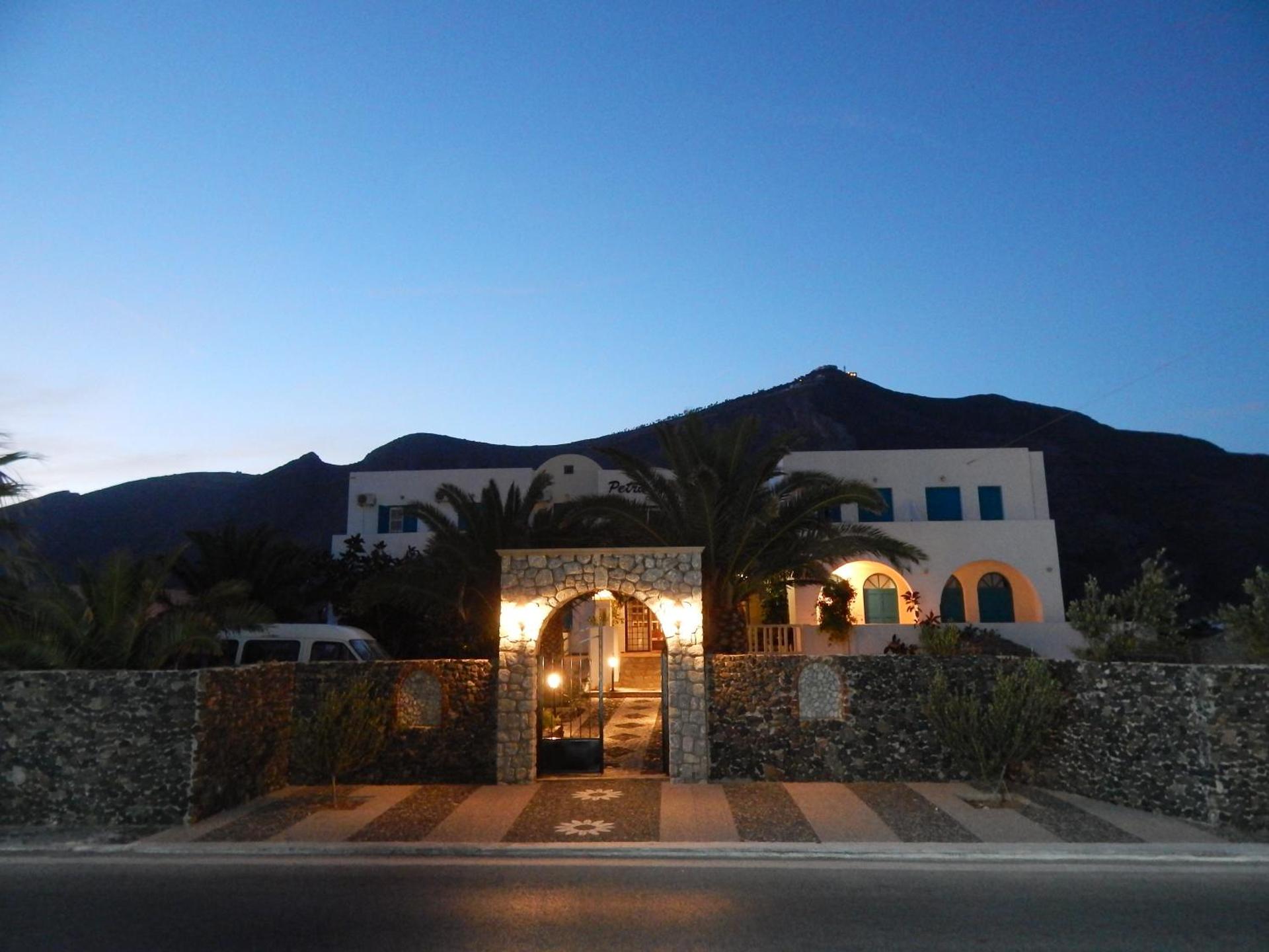 Petra Nera - Photo 39