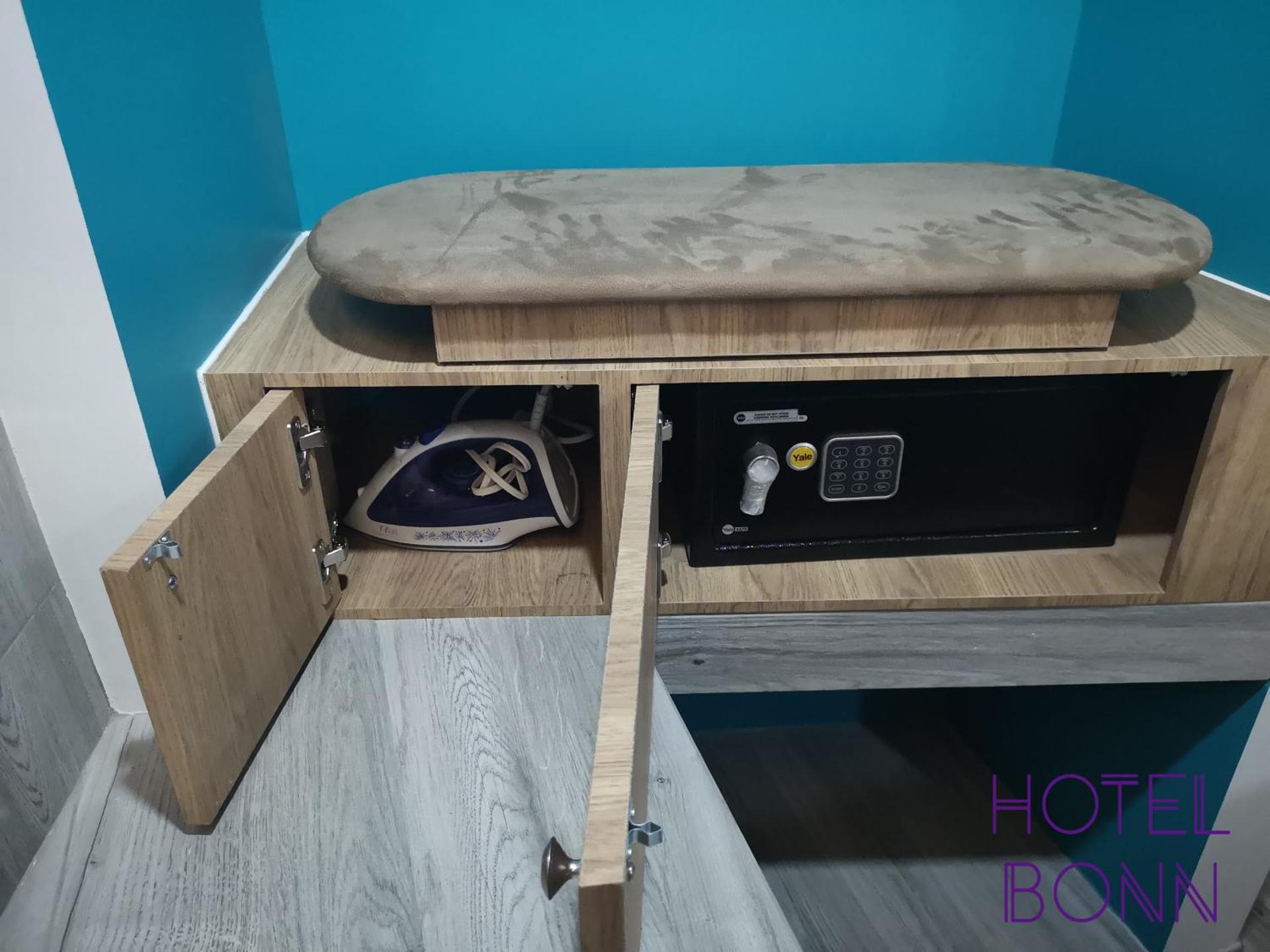 Hotel Bonn - Photo 31