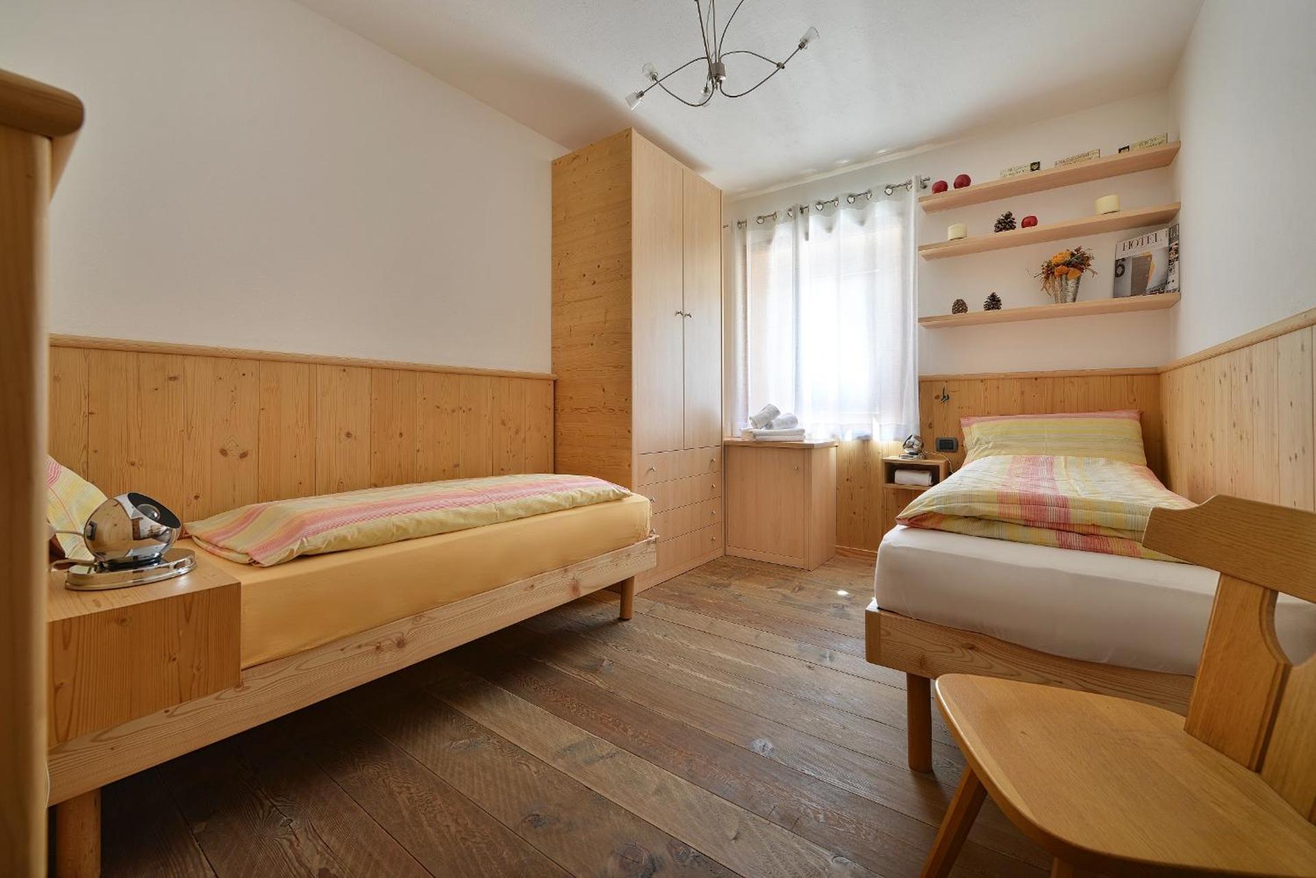 Two-Bedroom Apartment - Photo 3