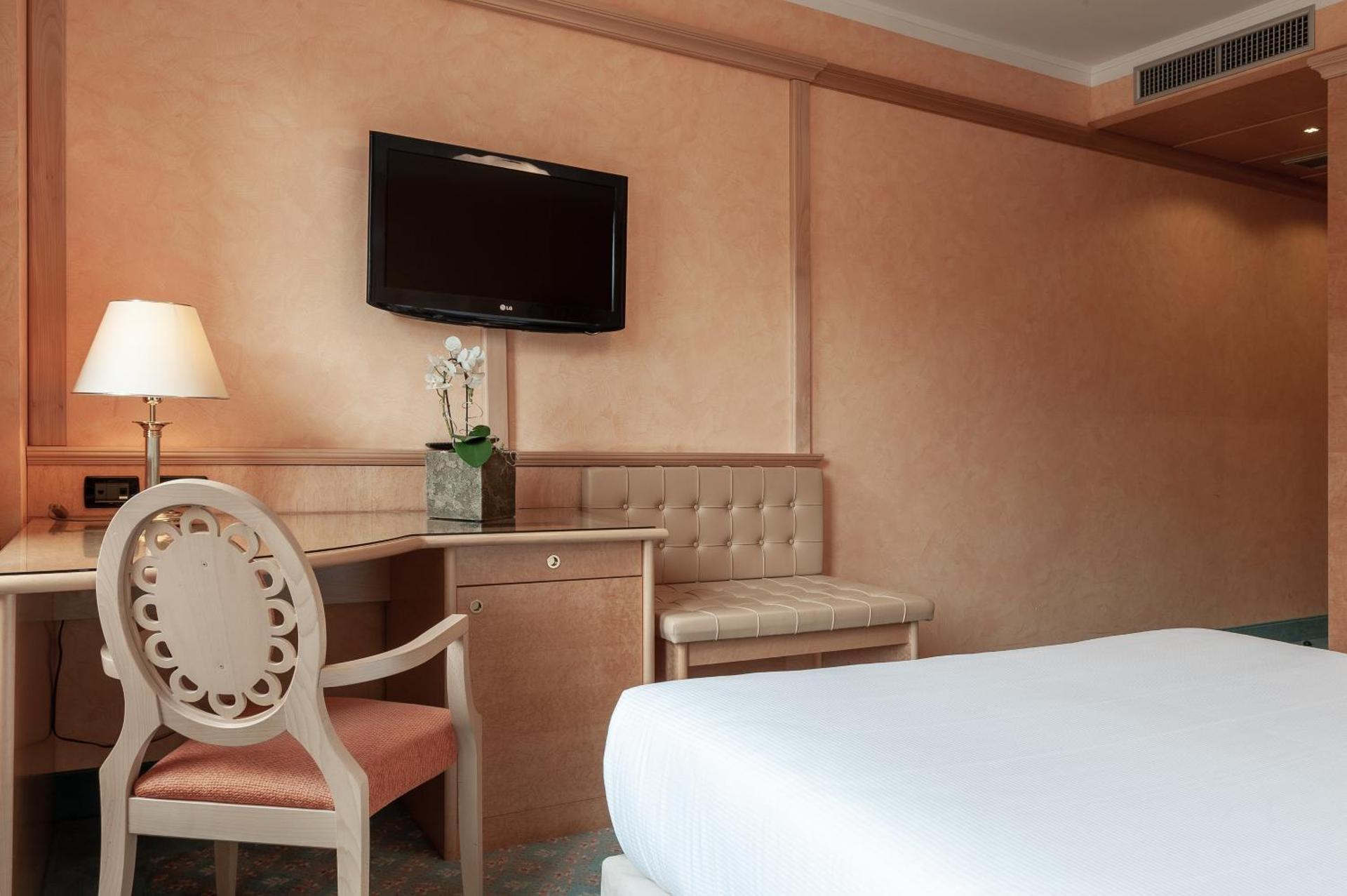 Agora' Palace Hotel - Photo 29