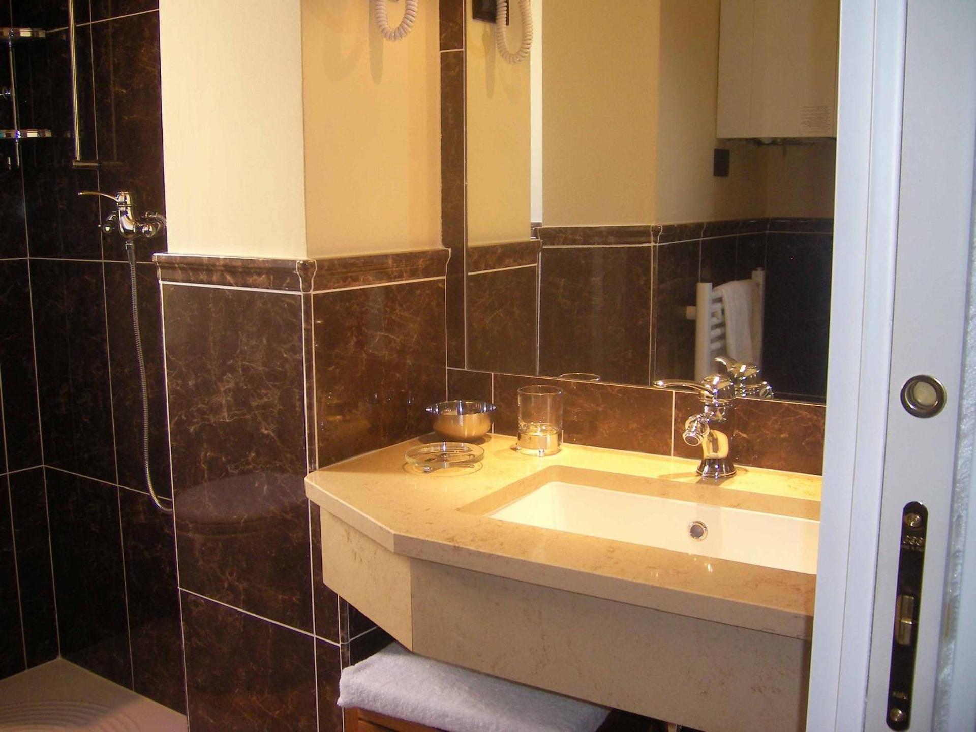 Diamantino Town House - Photo 13