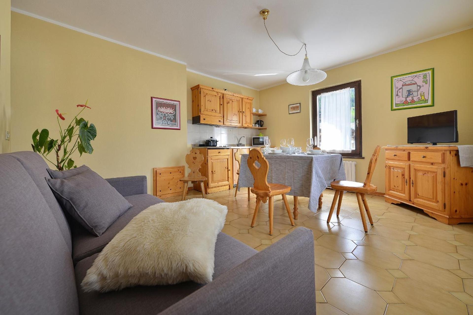 One-Bedroom Apartment