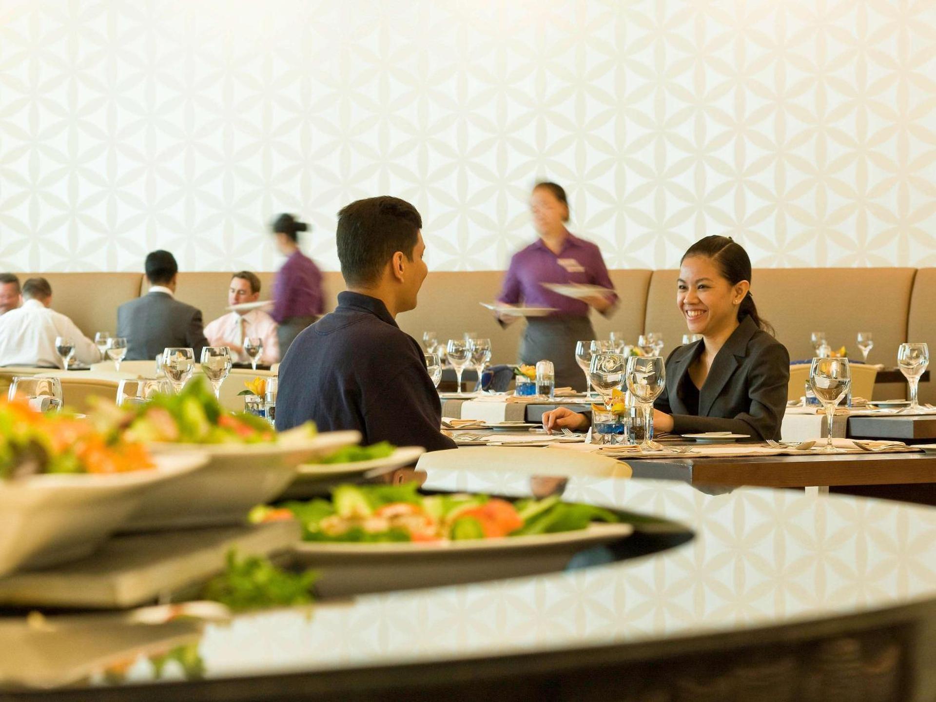 Novotel Deira Creekside Dubai - Photo 100