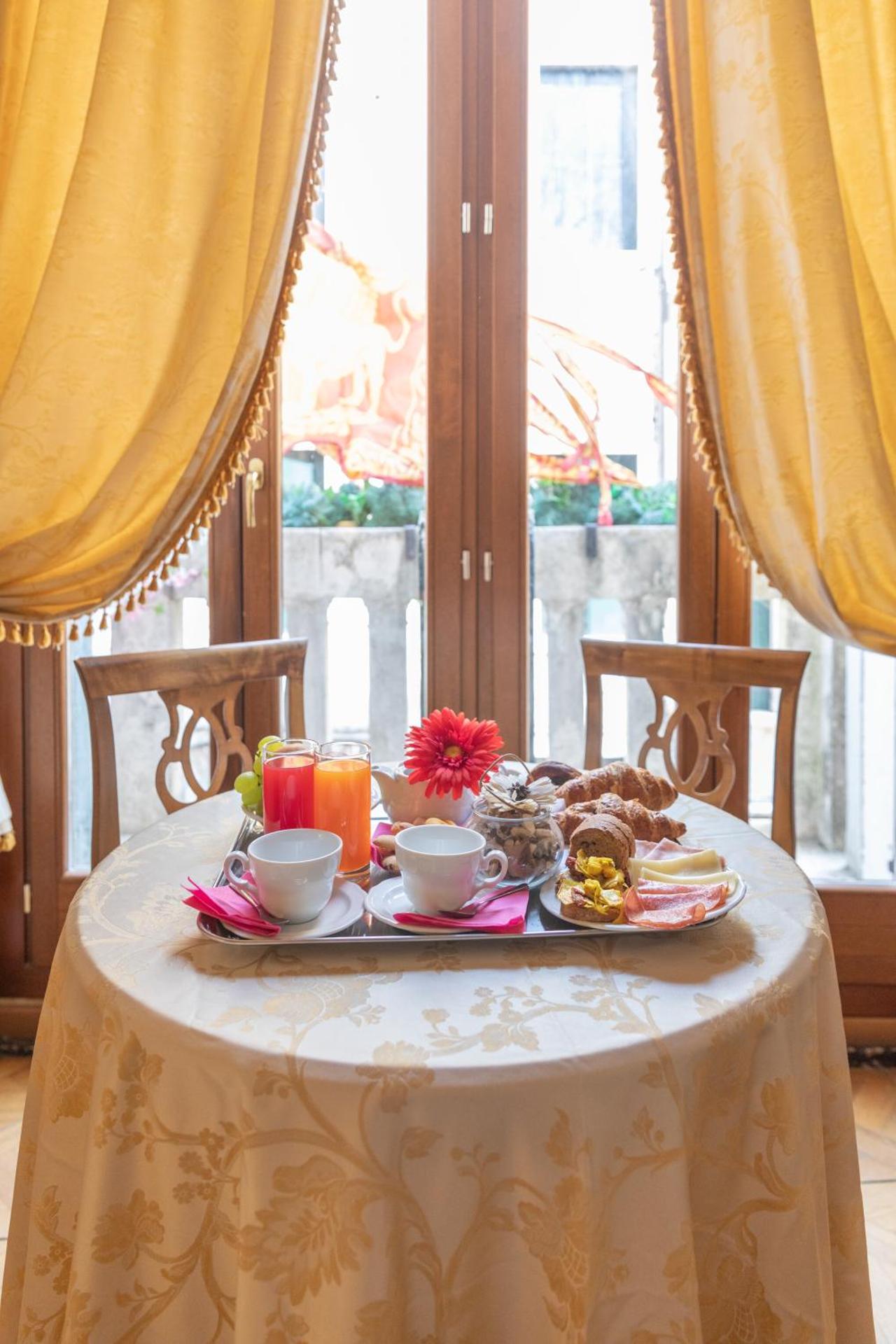 Dimora Al Doge Beato vista canale - Photo 4