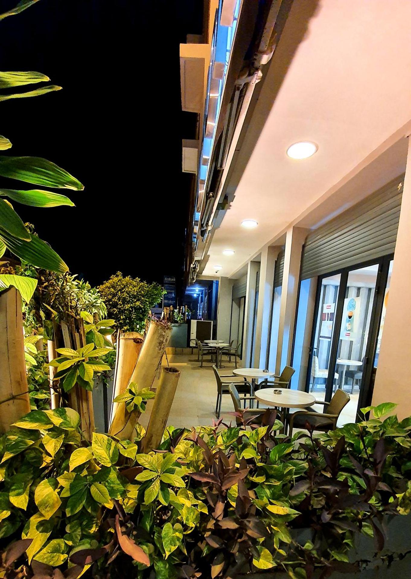 Grand Hotel Central Conakry - Photo 27