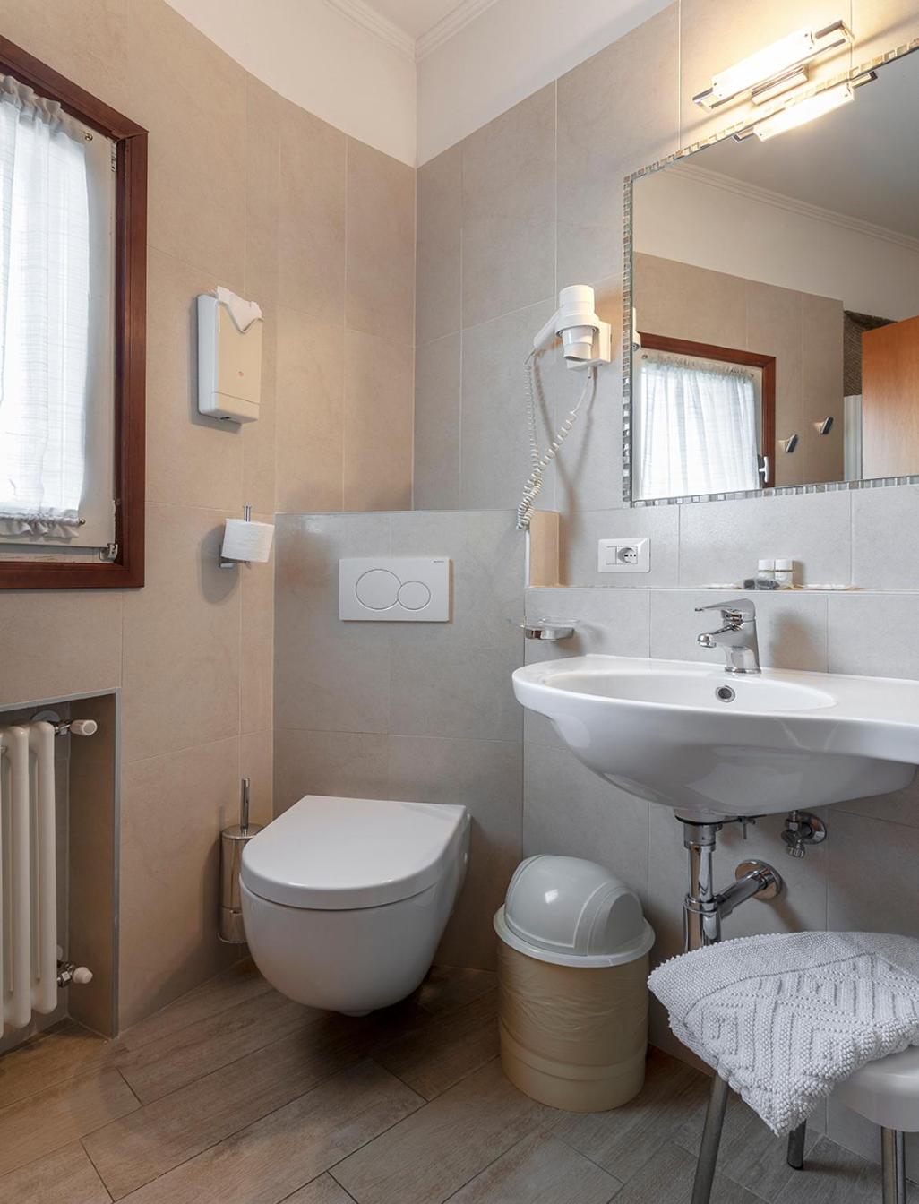 Hotel Montereale - Photo 32