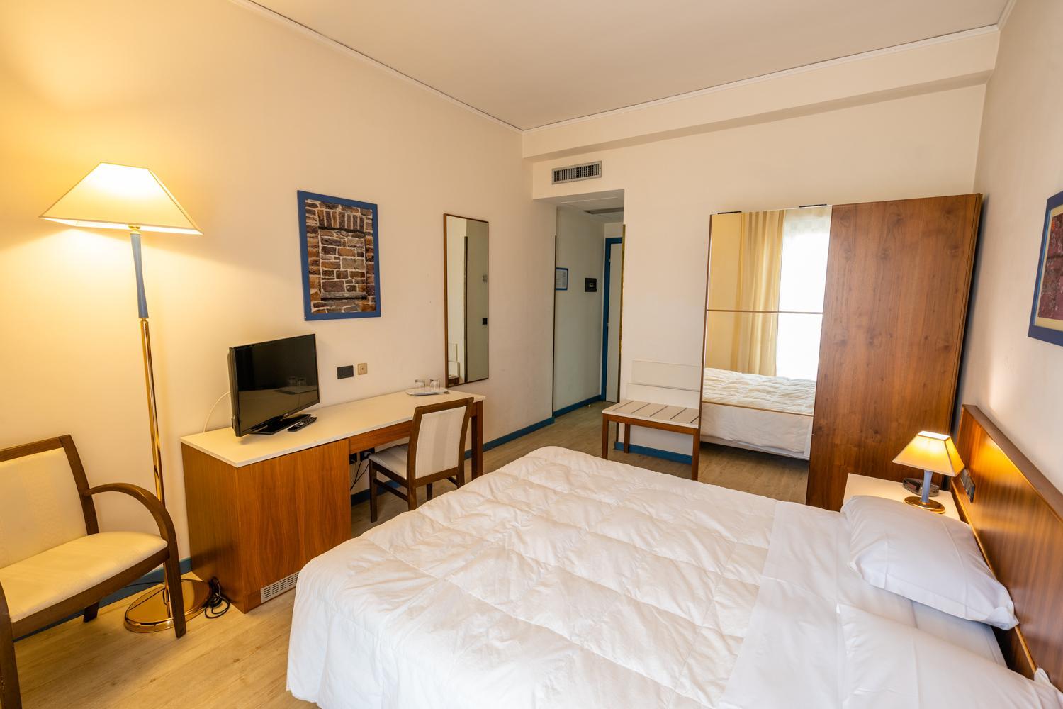 Europa Palace Hotel - Photo 29