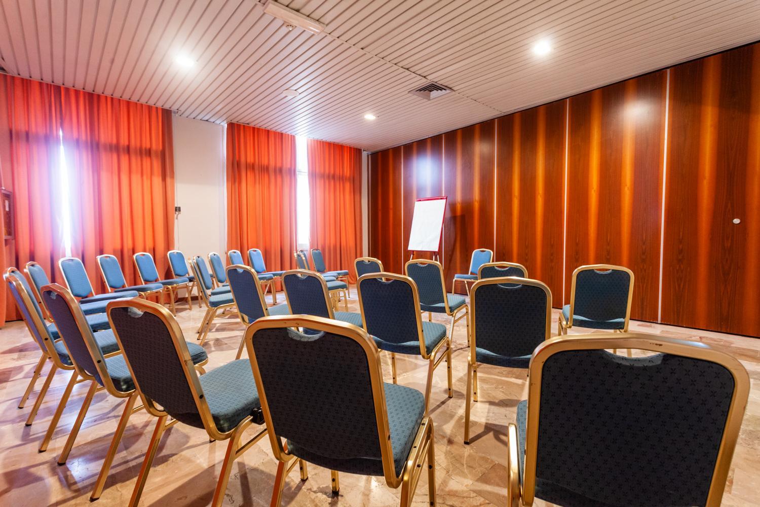 Europa Palace Hotel - Photo 8