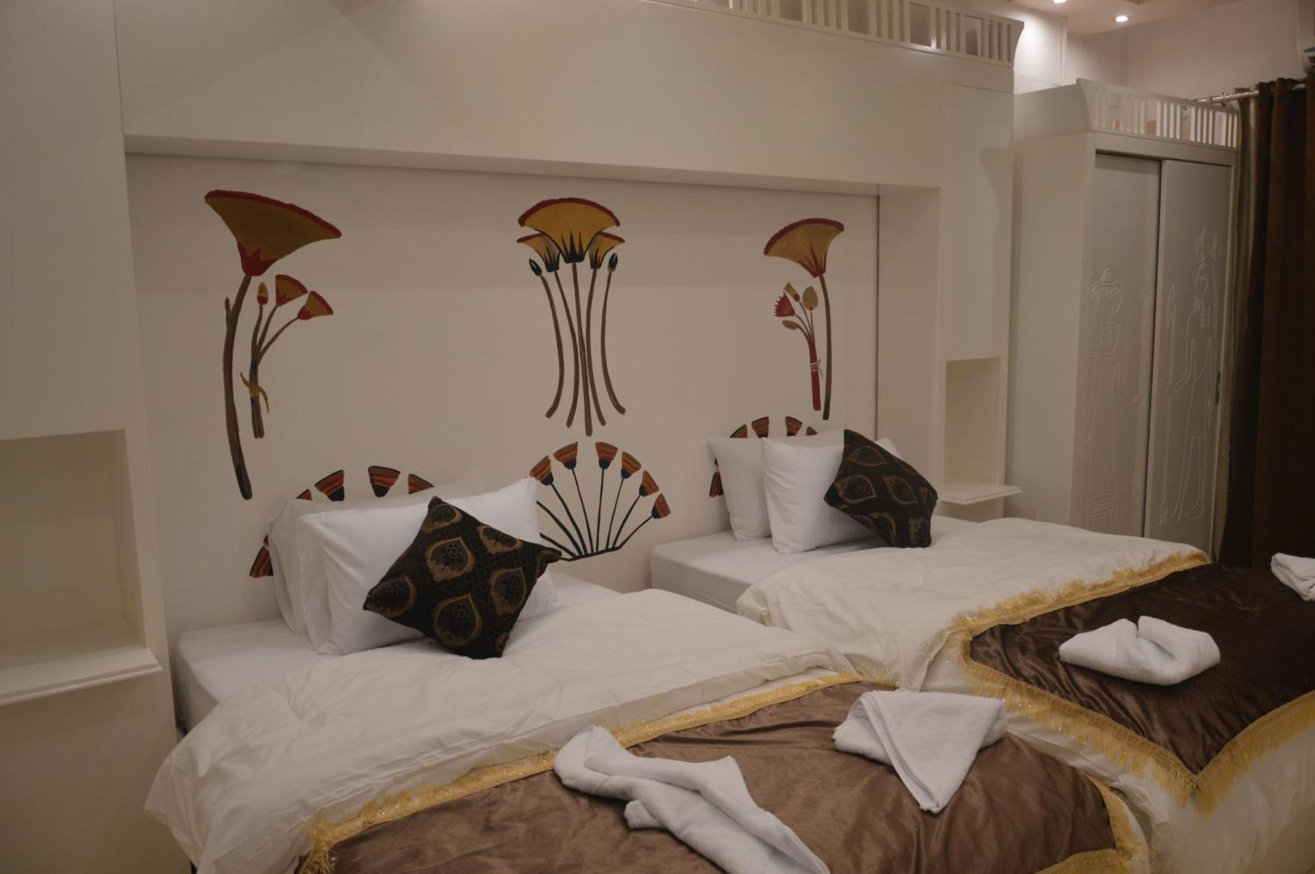 Pyramids Top Inn - Photo 28