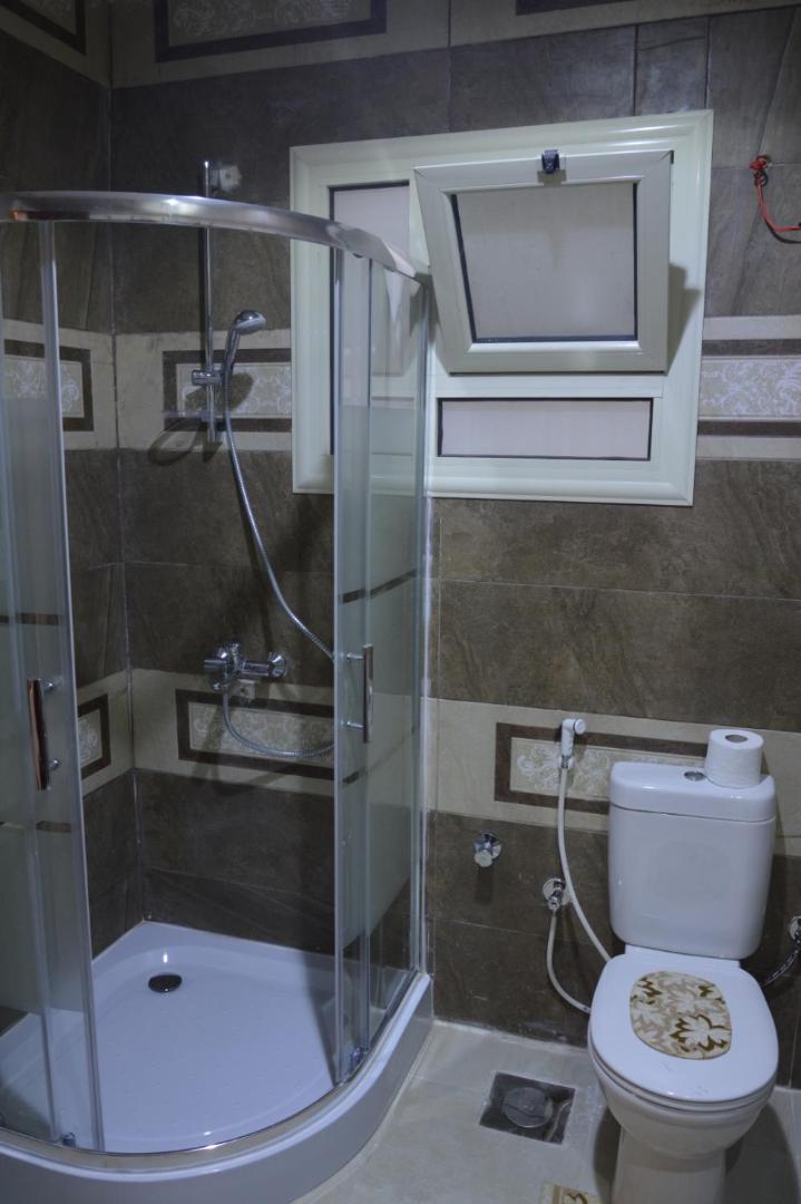 Pyramids Top Inn - Photo 11