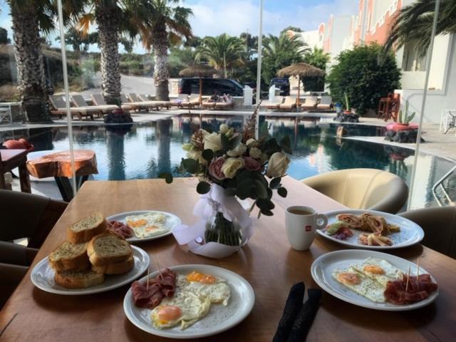 Villa Manos Hotel - Photo 72