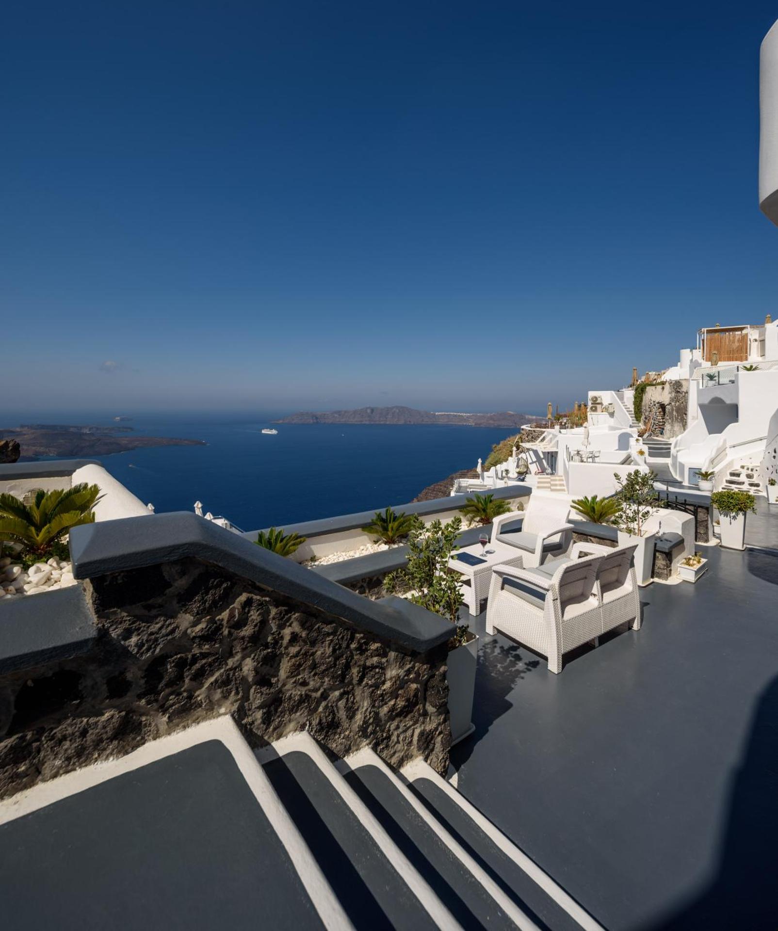 Pegasus Suites & Spa - Photo 21