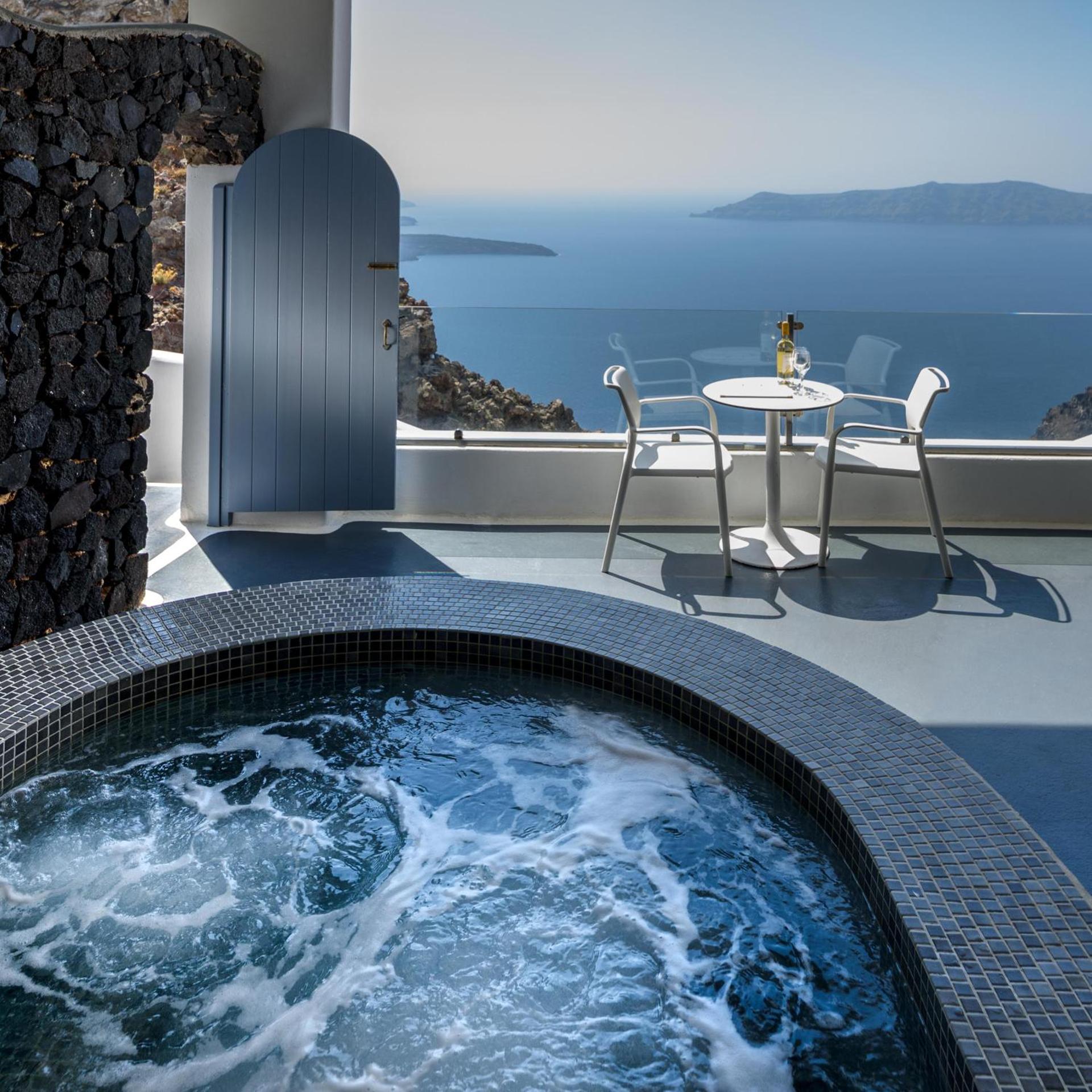 Pegasus Suites & Spa - Photo 36