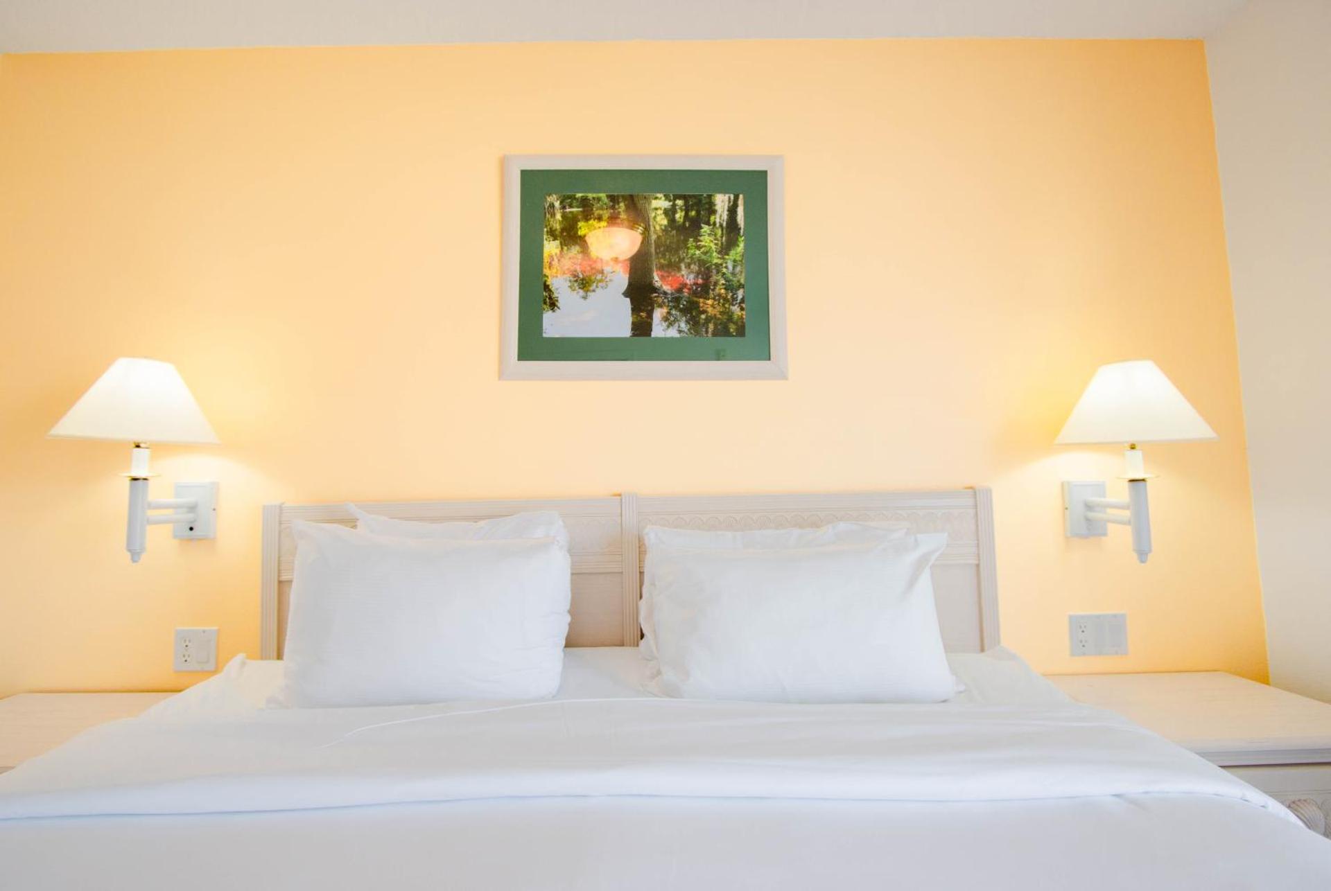 Berkley Lake Townhomes - Photo 79