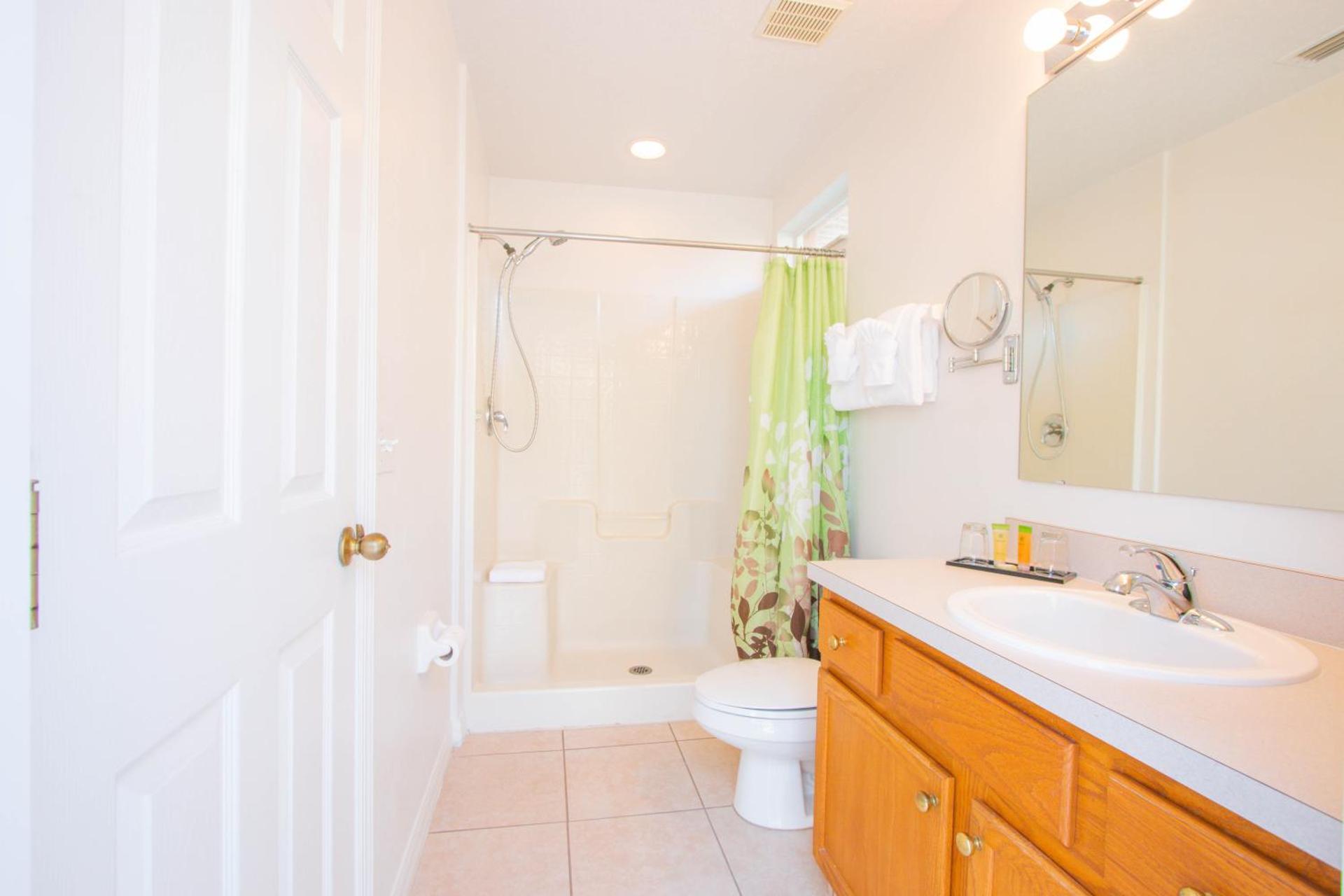 Berkley Lake Townhomes - Photo 59