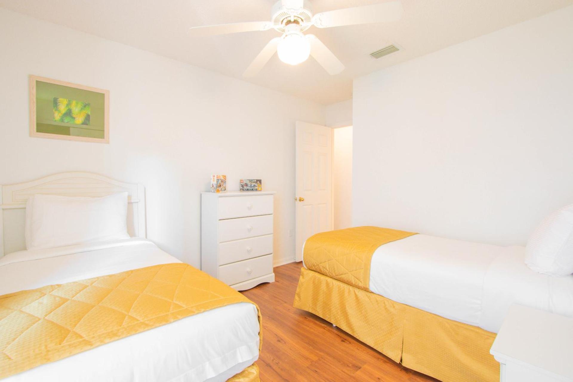 Berkley Lake Townhomes - Photo 56