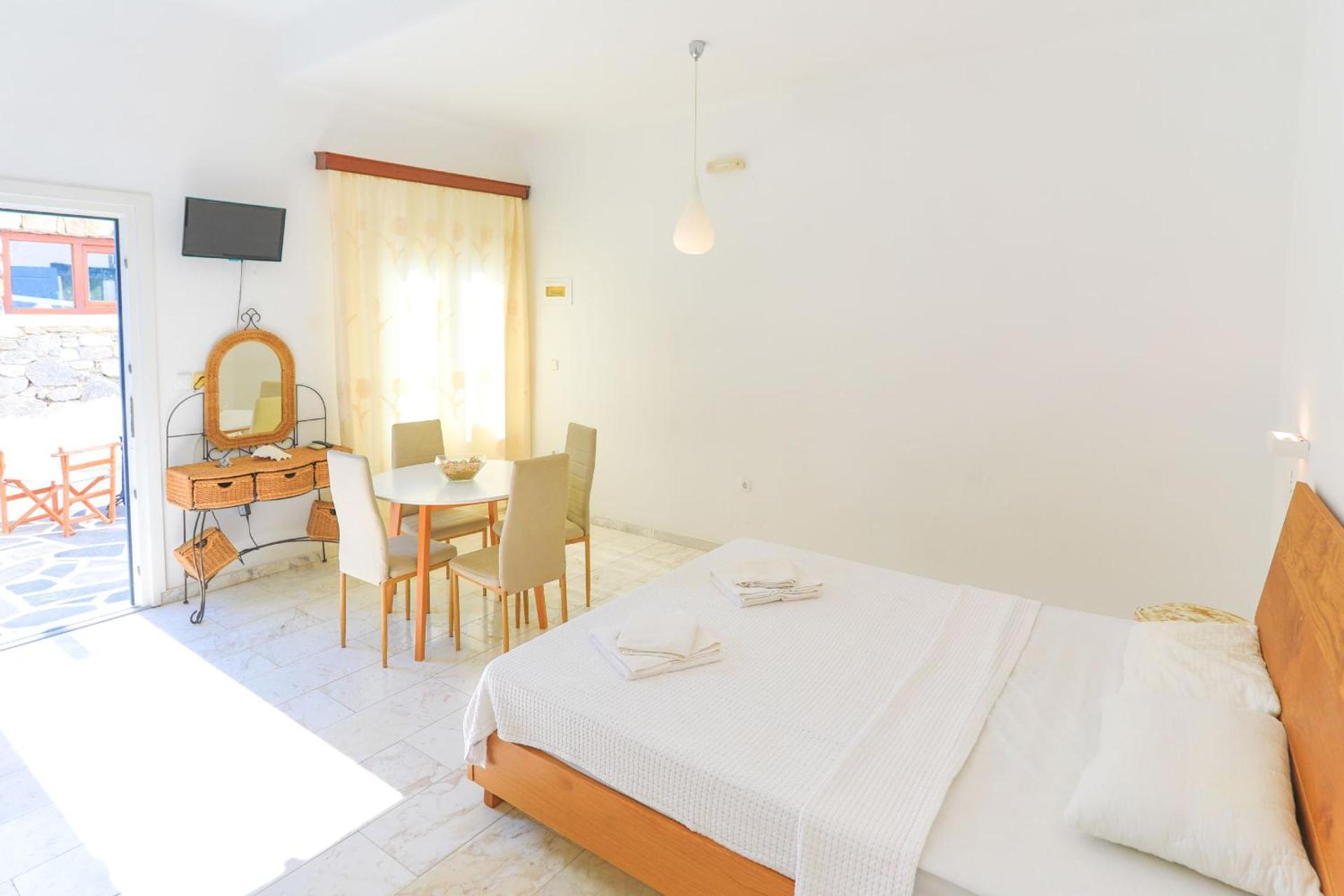 Maganos Apartments - Photo 9