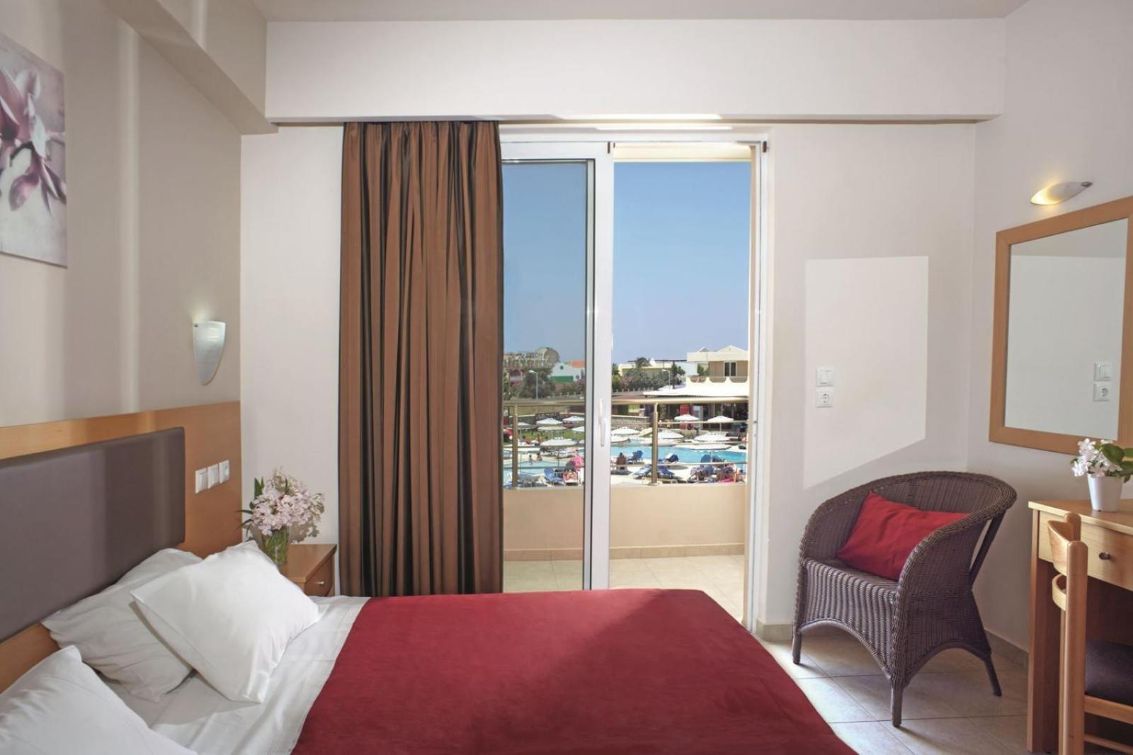 Emerald Hotel - Photo 24