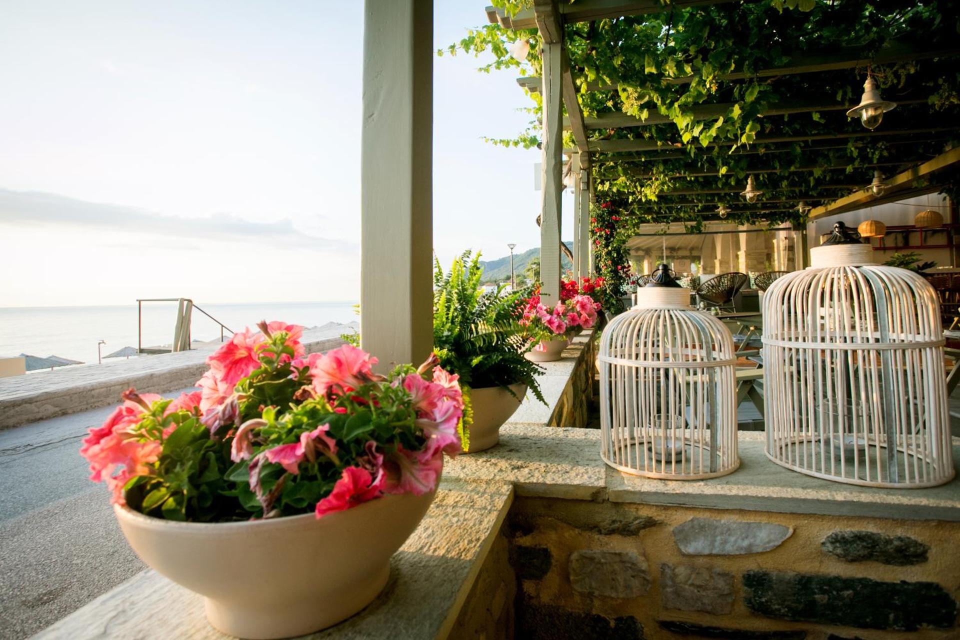 Kenta Beach Hotel - Photo 43