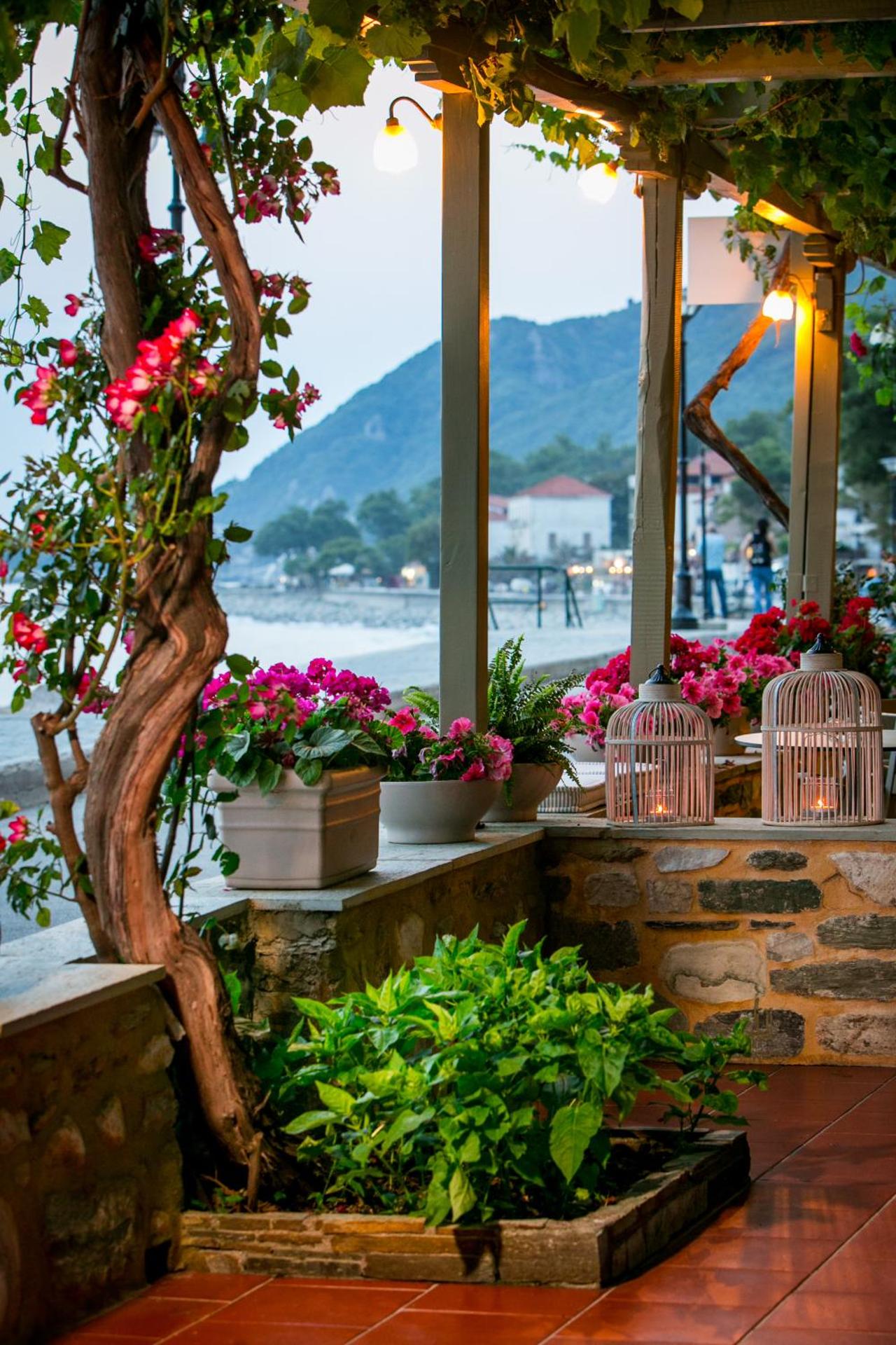 Kenta Beach Hotel - Photo 34