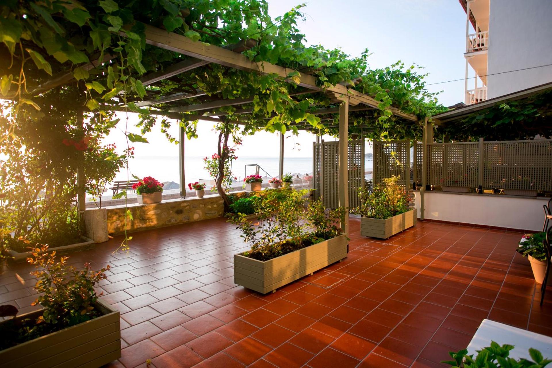 Kenta Beach Hotel - Photo 42