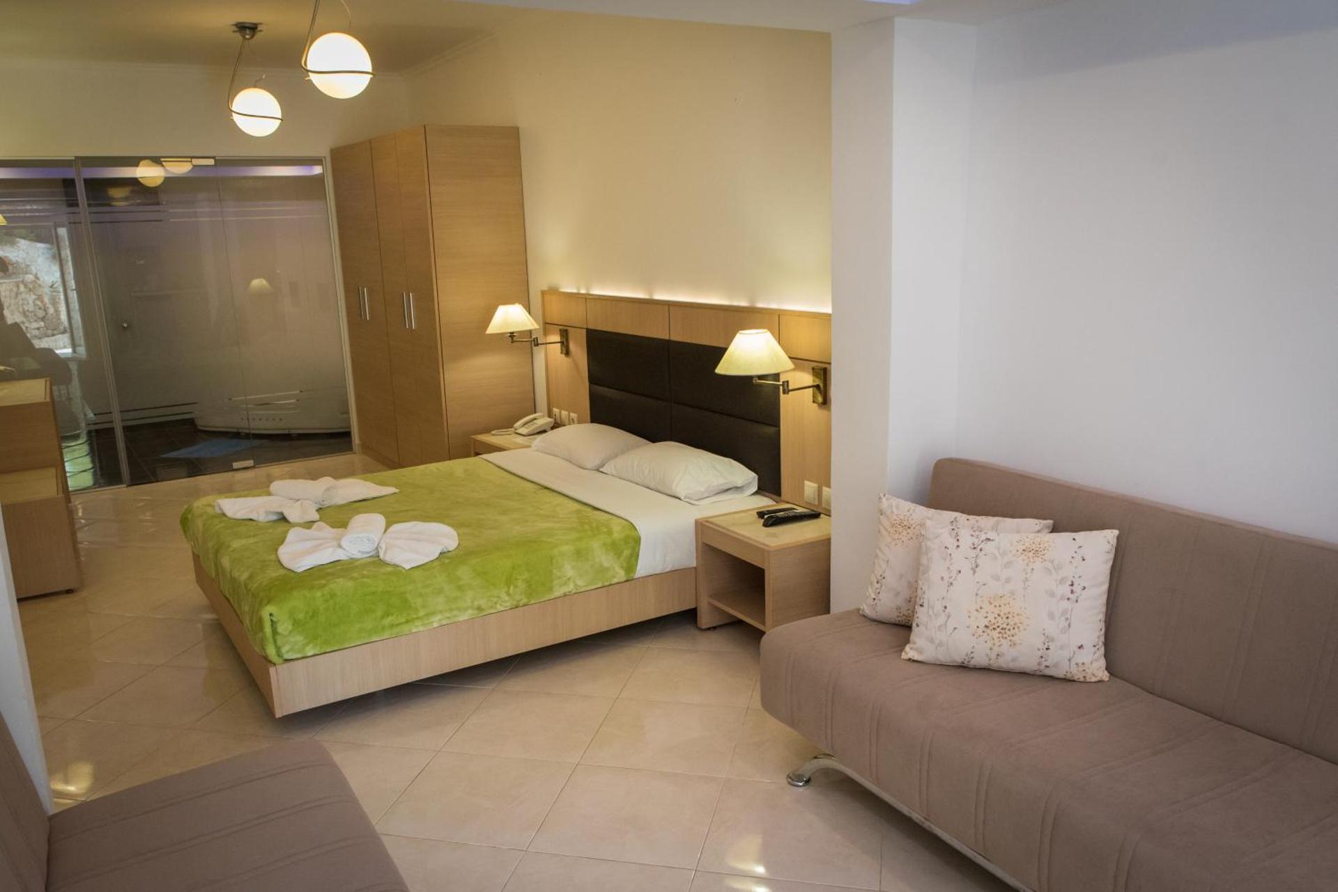 Halkidiki Palace - Photo 11