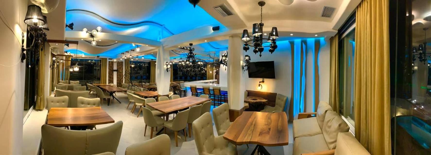 Villa Manos Hotel - Photo 62