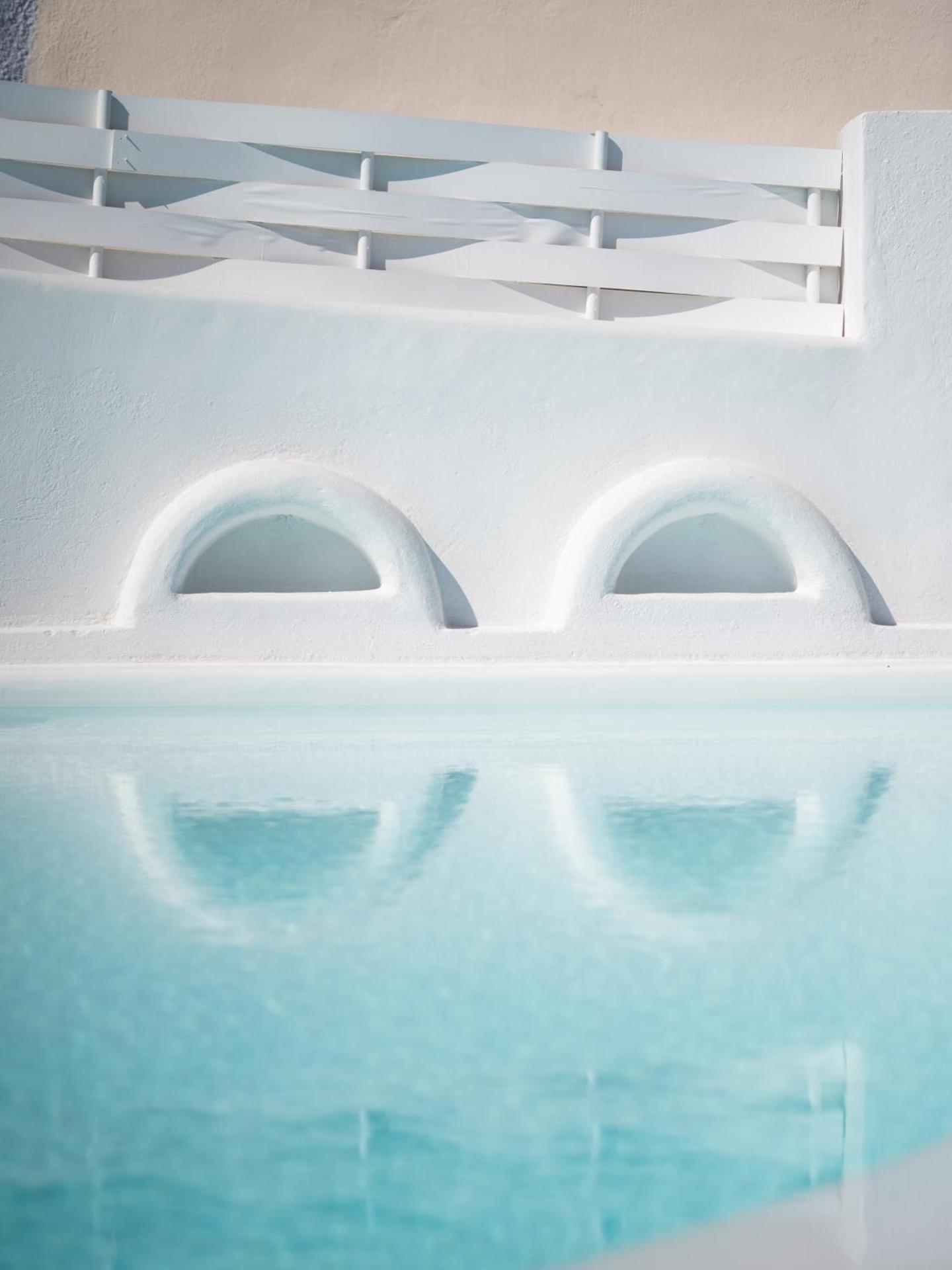 White Concept Caves - Photo 48