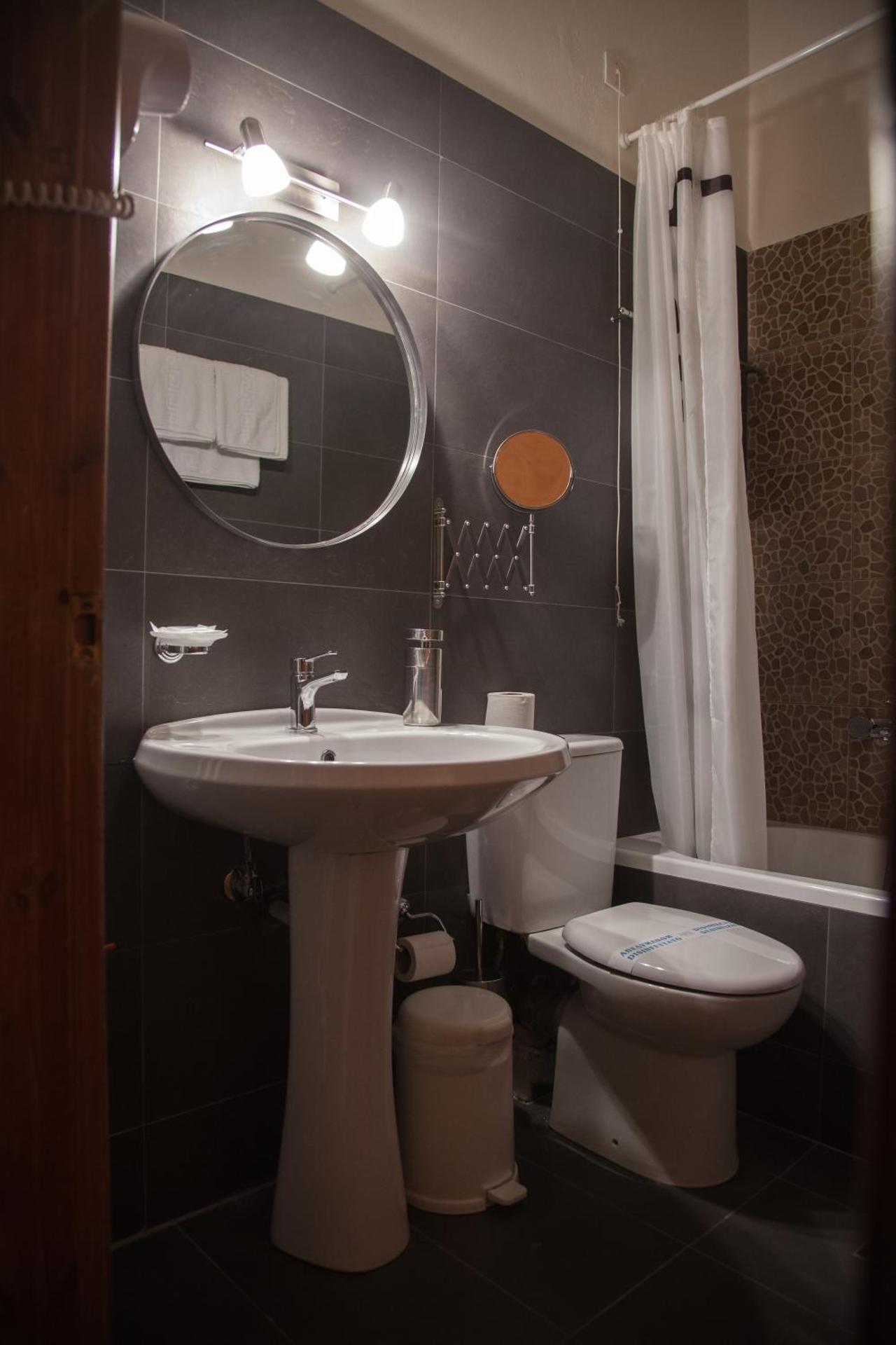 Hotel Liberty - Photo 58