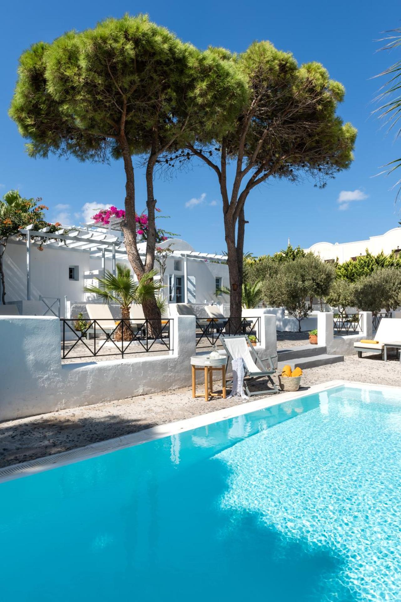 Santorini Kastelli Resort - Photo 32