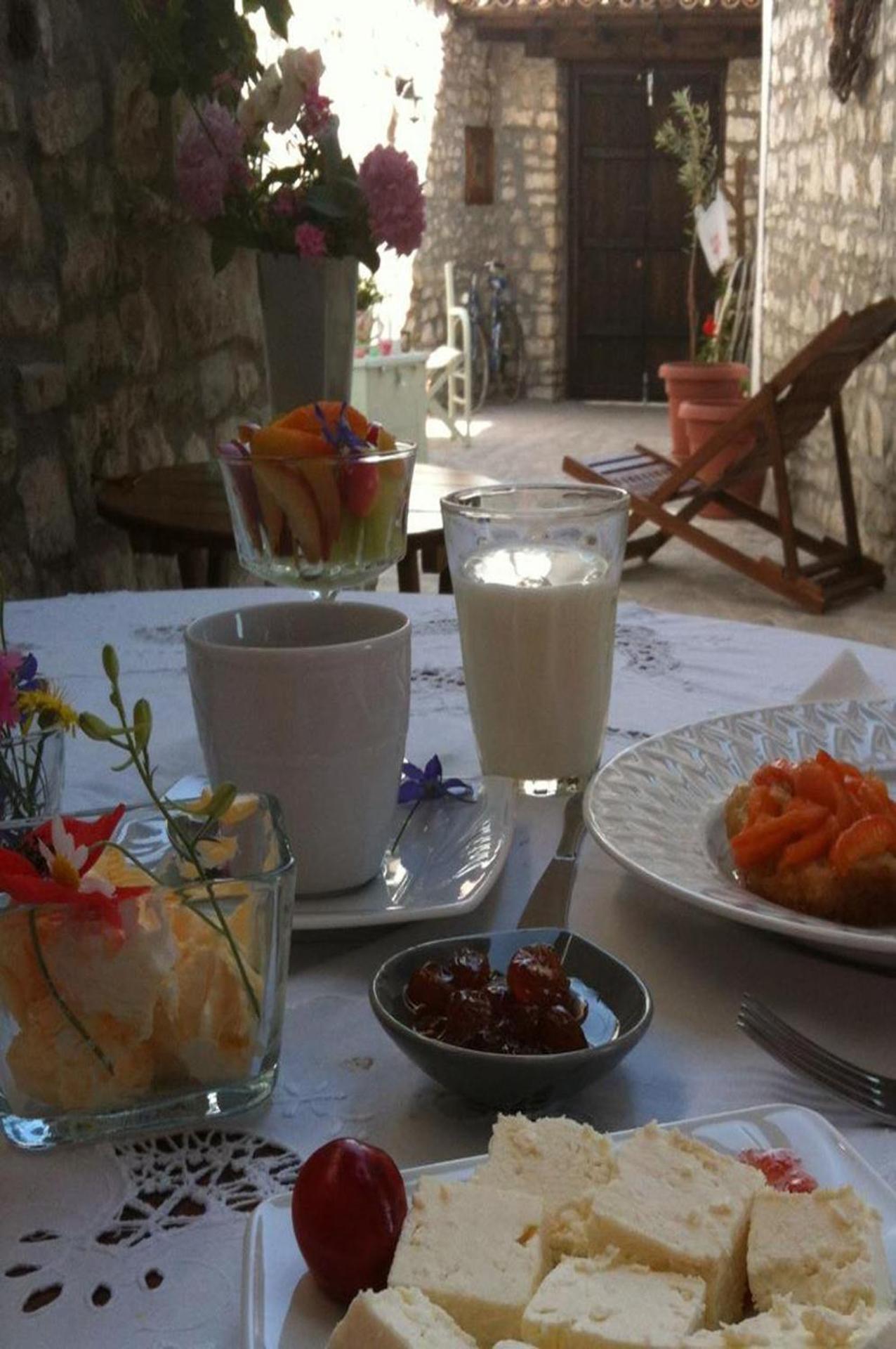 Bujtina Kodiket Guesthouse - Photo 28