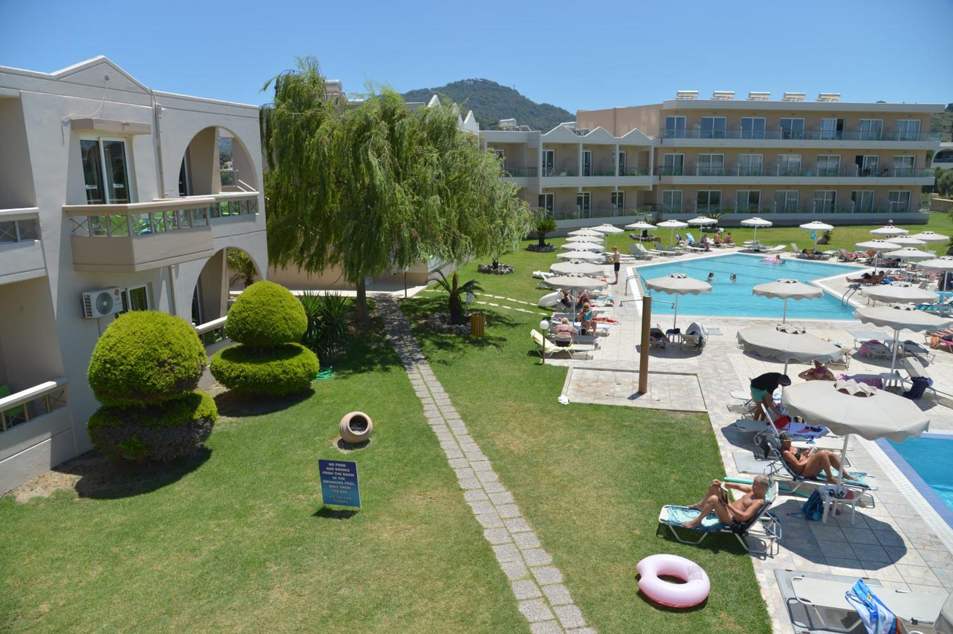 Emerald Hotel - Photo 6