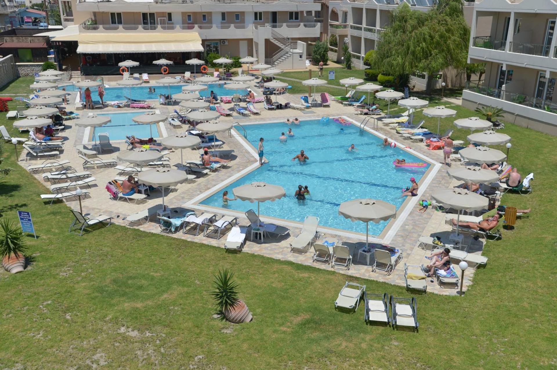 Emerald Hotel - Photo 7