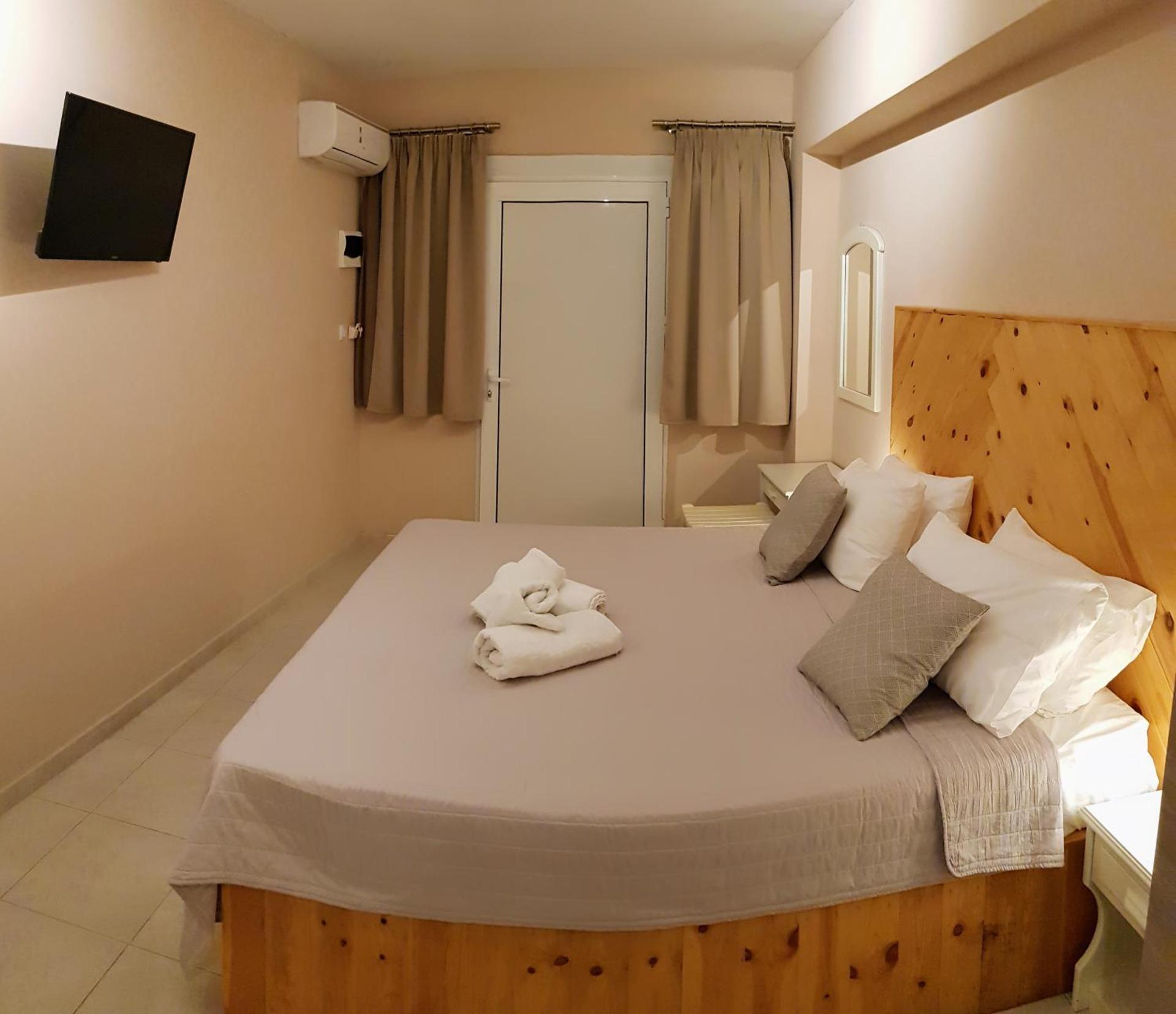 Anemos Hotel - Photo 9