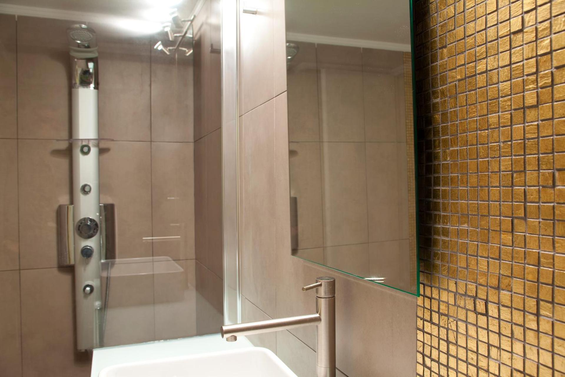 Thermes Luxury Villas And Spa - Photo 13