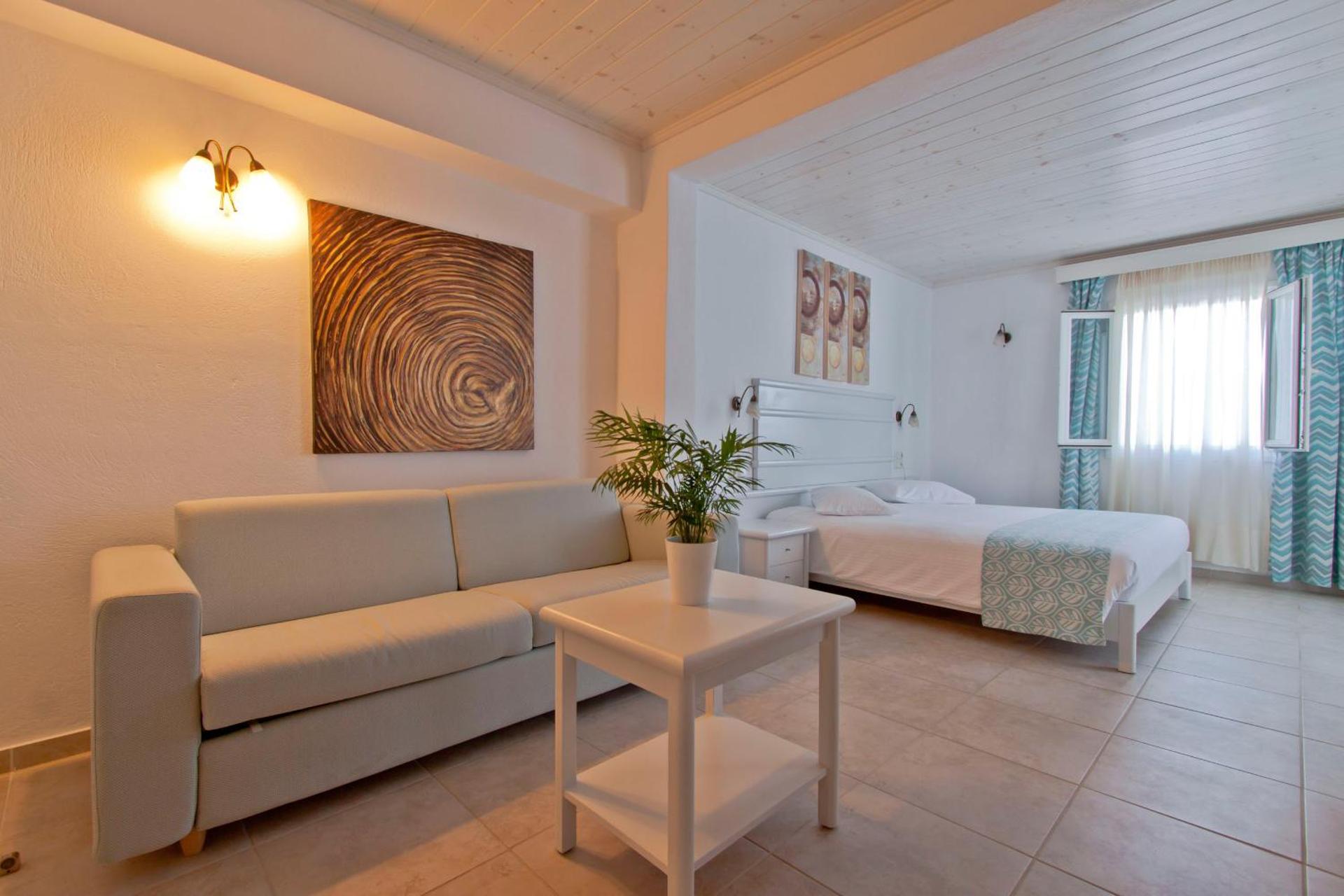 Yiannaki Hotel - Photo 52