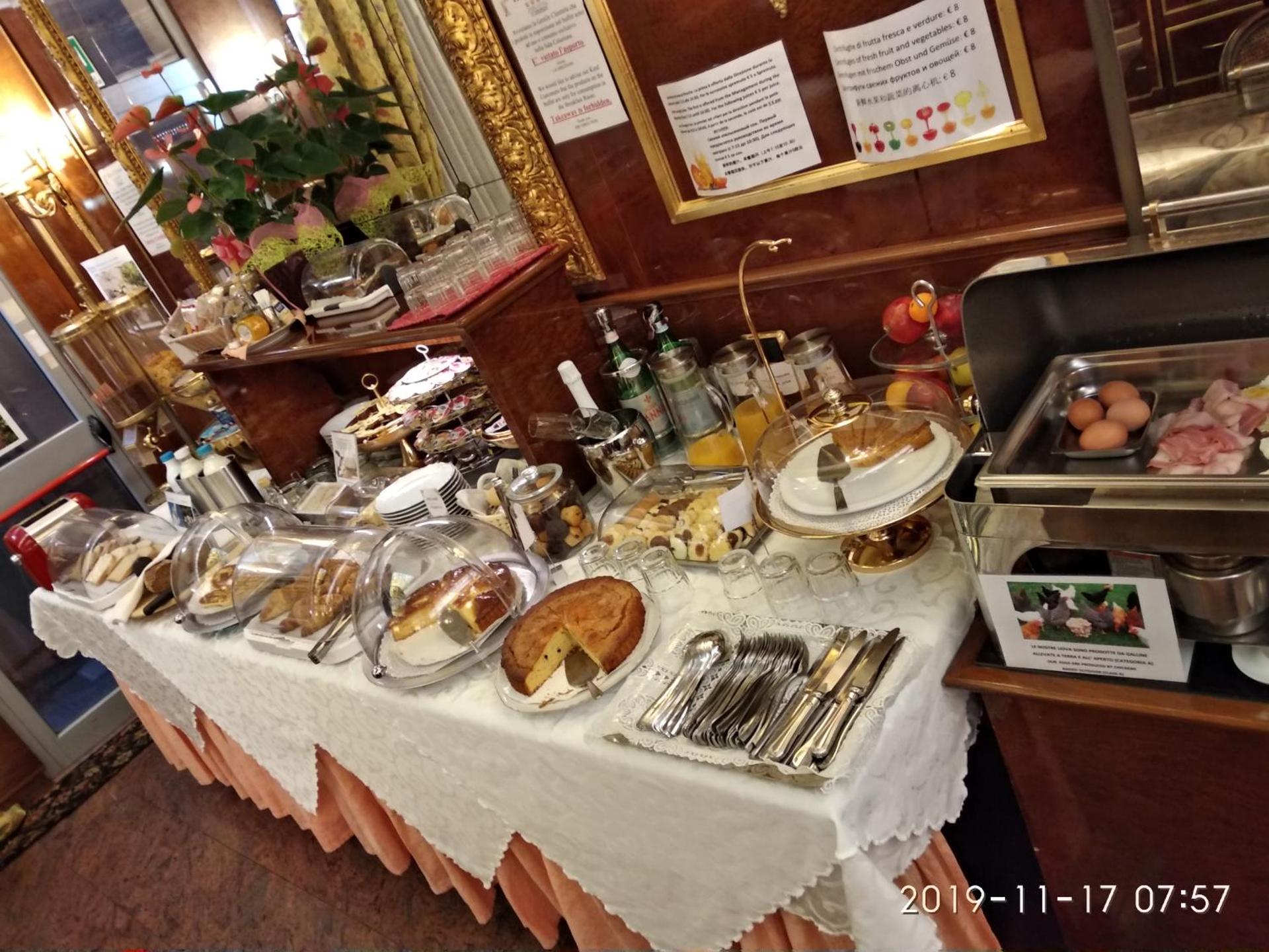 Hotel Vittoria - Photo 40