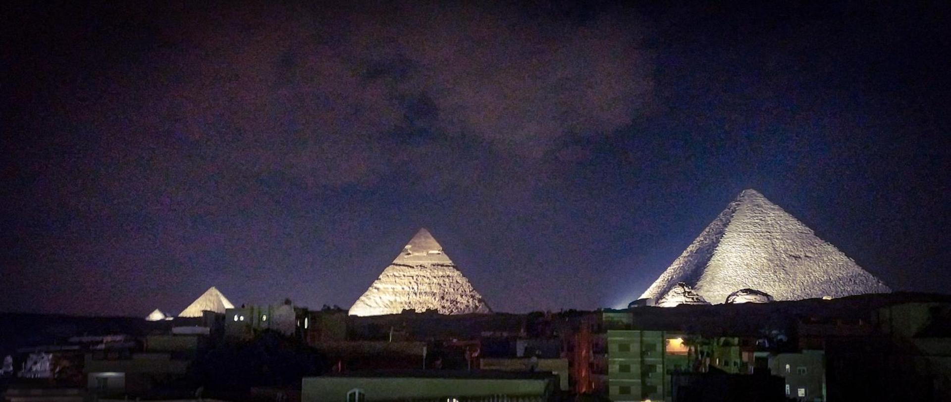 Pyramids Top Inn - Photo 21