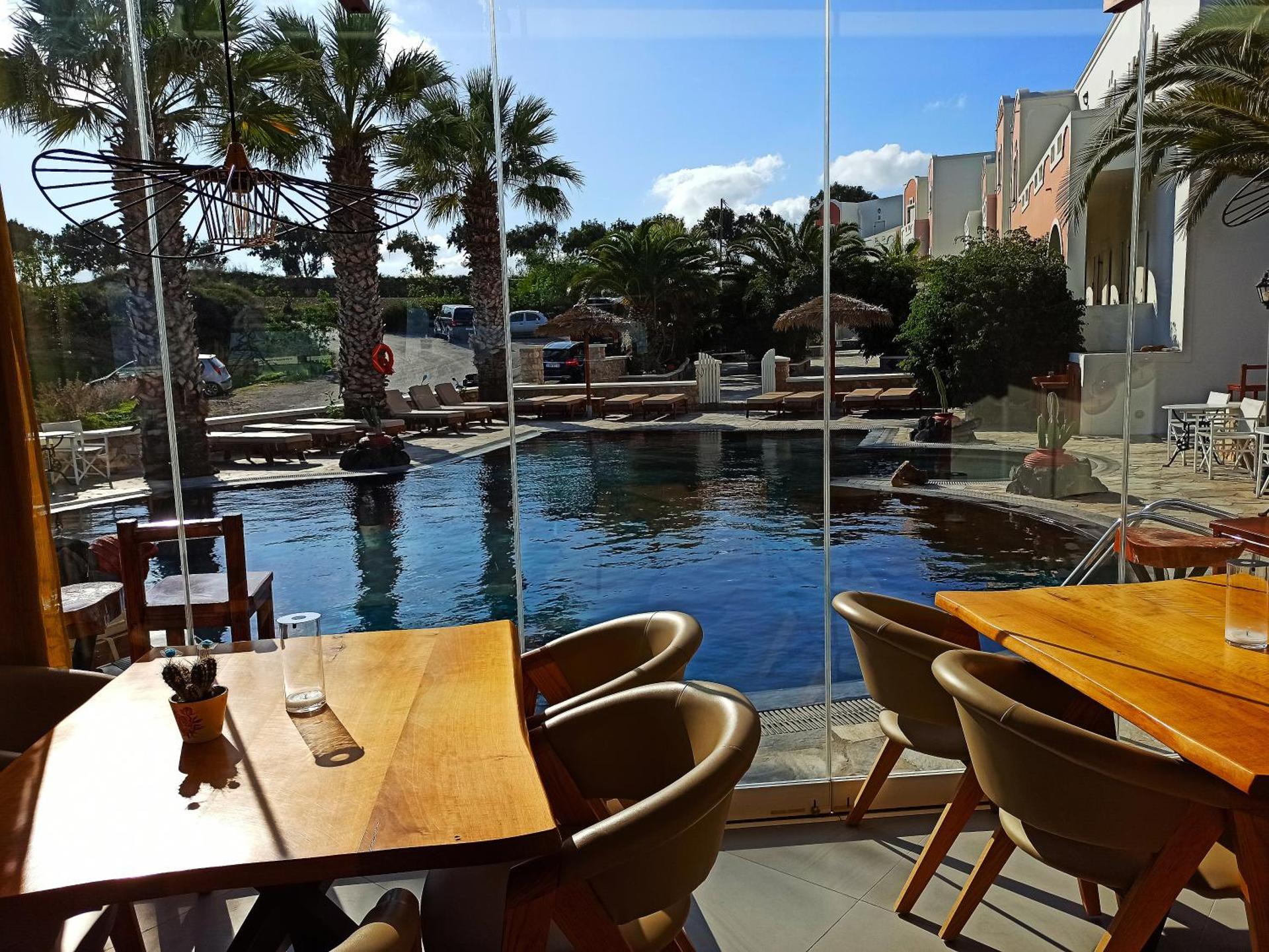 Villa Manos Hotel - Photo 54