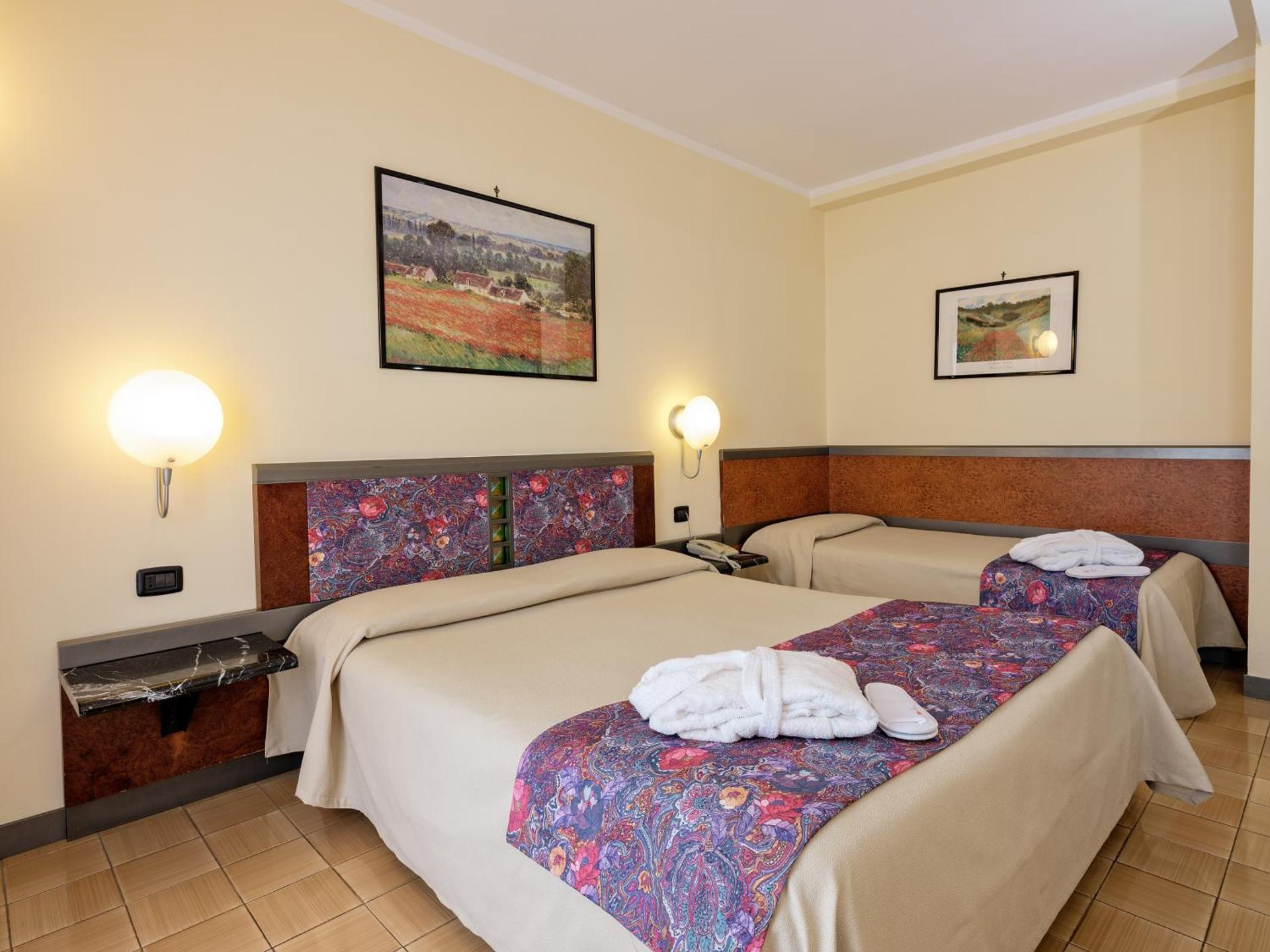 Hotel Caesar Palace - Photo 33